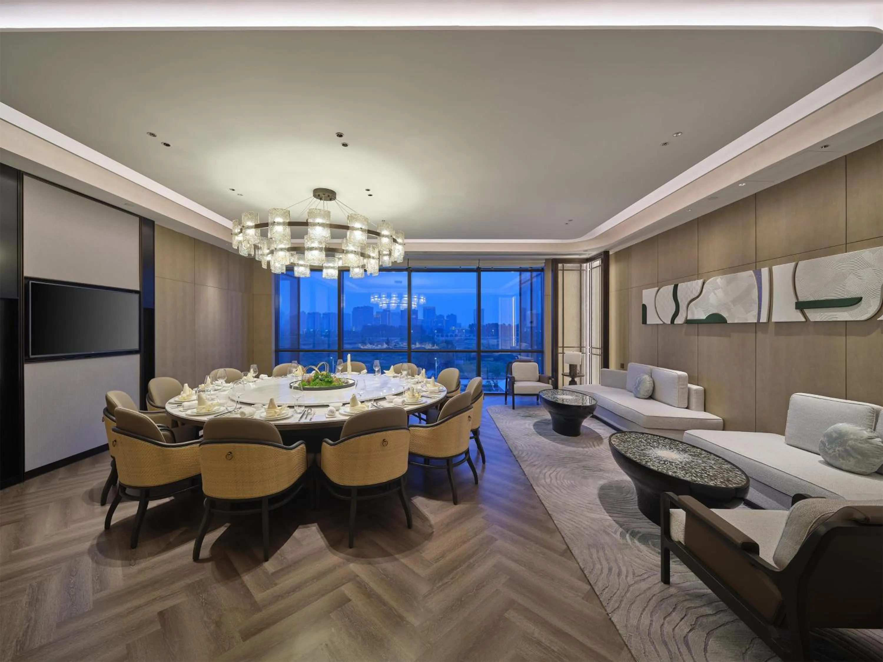 Restaurant/places to eat in Hilton Jiashan