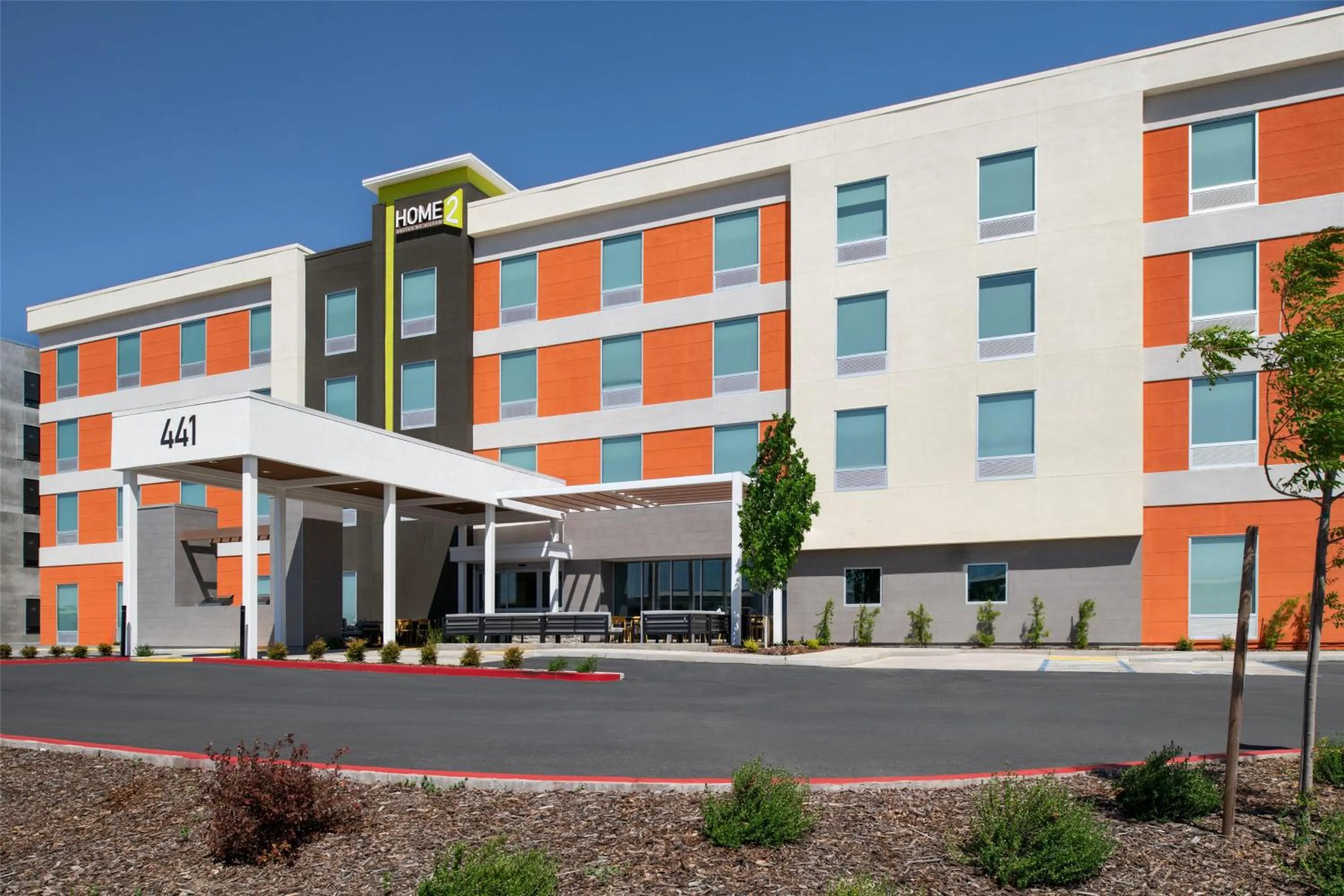 Property building in Home2 Suites By Hilton Woodland Sacramento