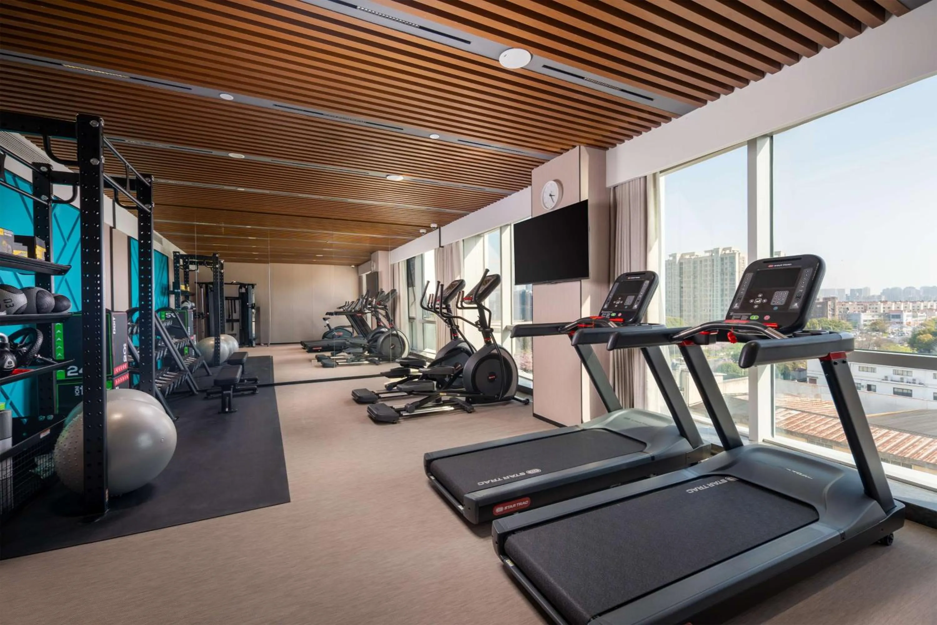 Fitness centre/facilities in Hilton Garden Inn Suzhou Kunshan