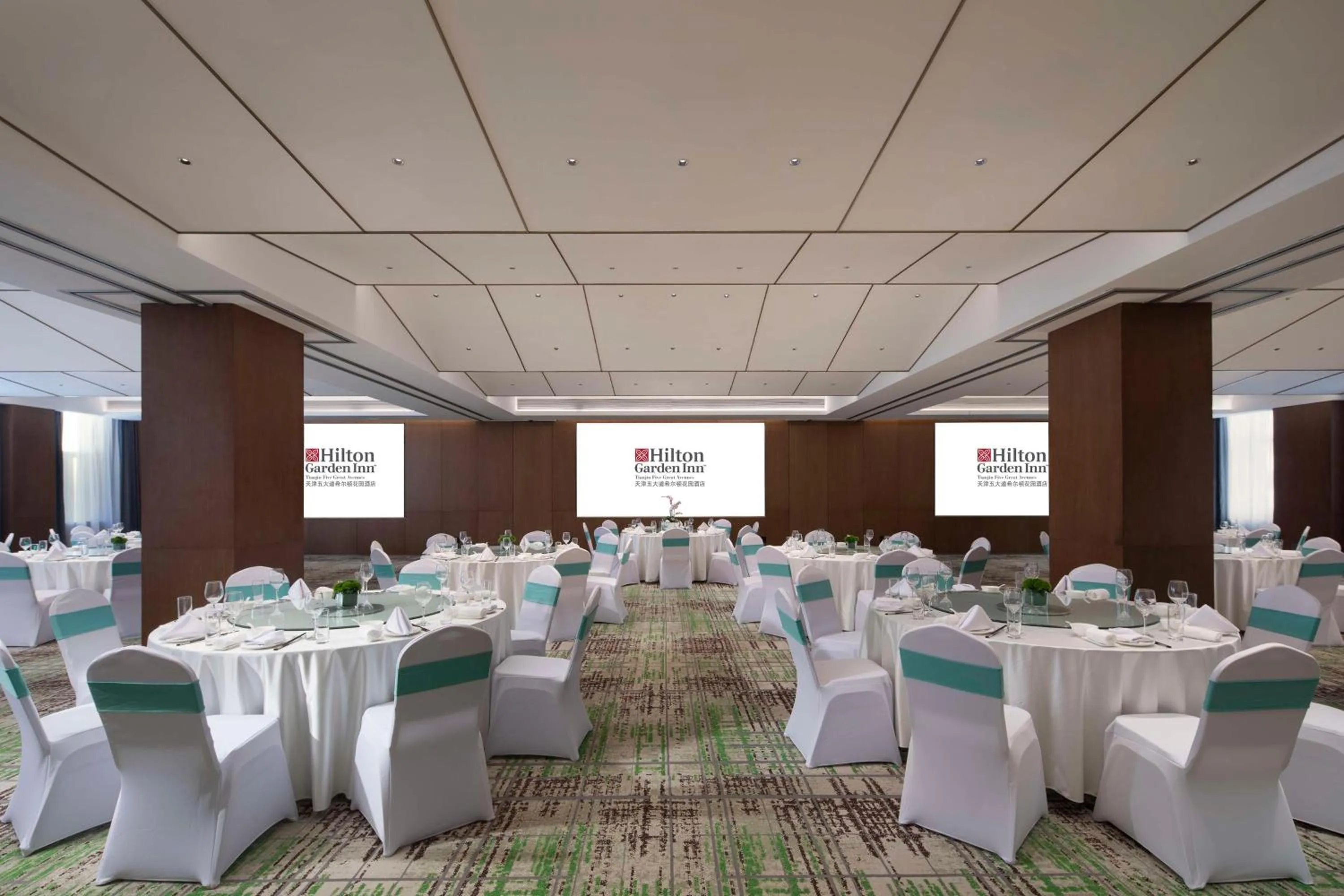 Meeting/conference room in Hilton Garden Inn Tianjin Five Great Avenues