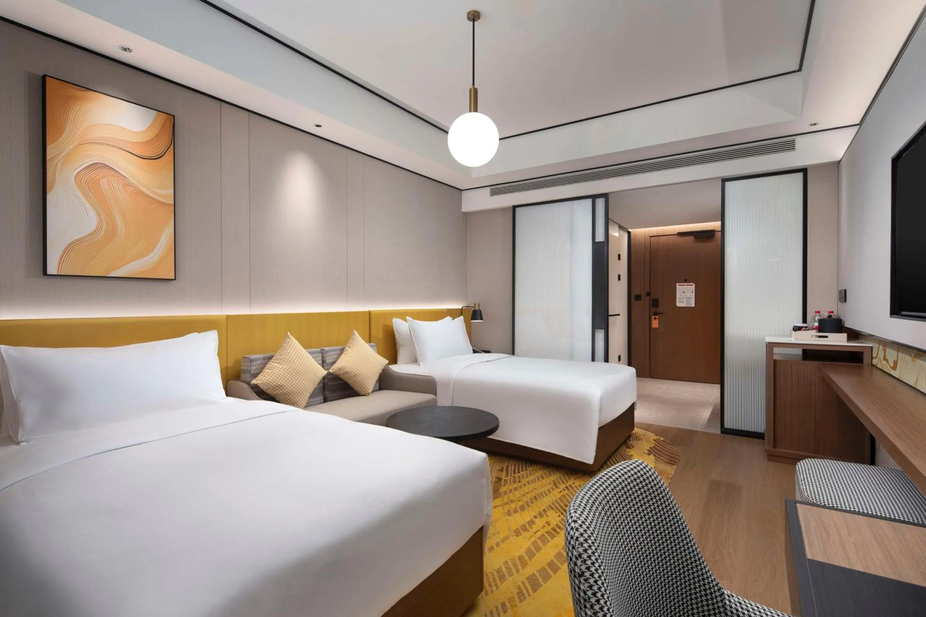 Bed in Hilton Garden Inn Tianjin Five Great Avenues