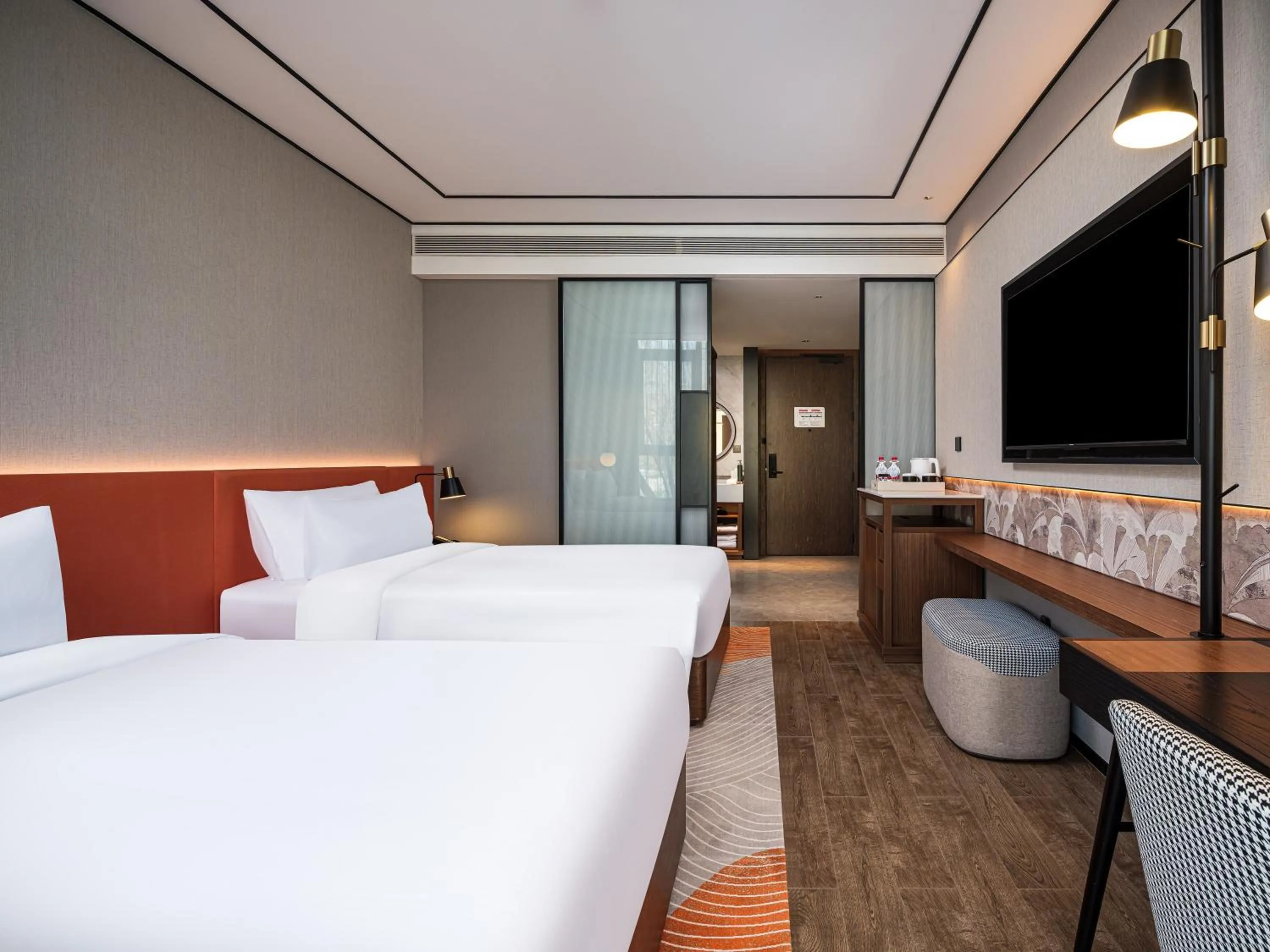 Bedroom, Bed in Hilton Garden Inn Beijing Guomao