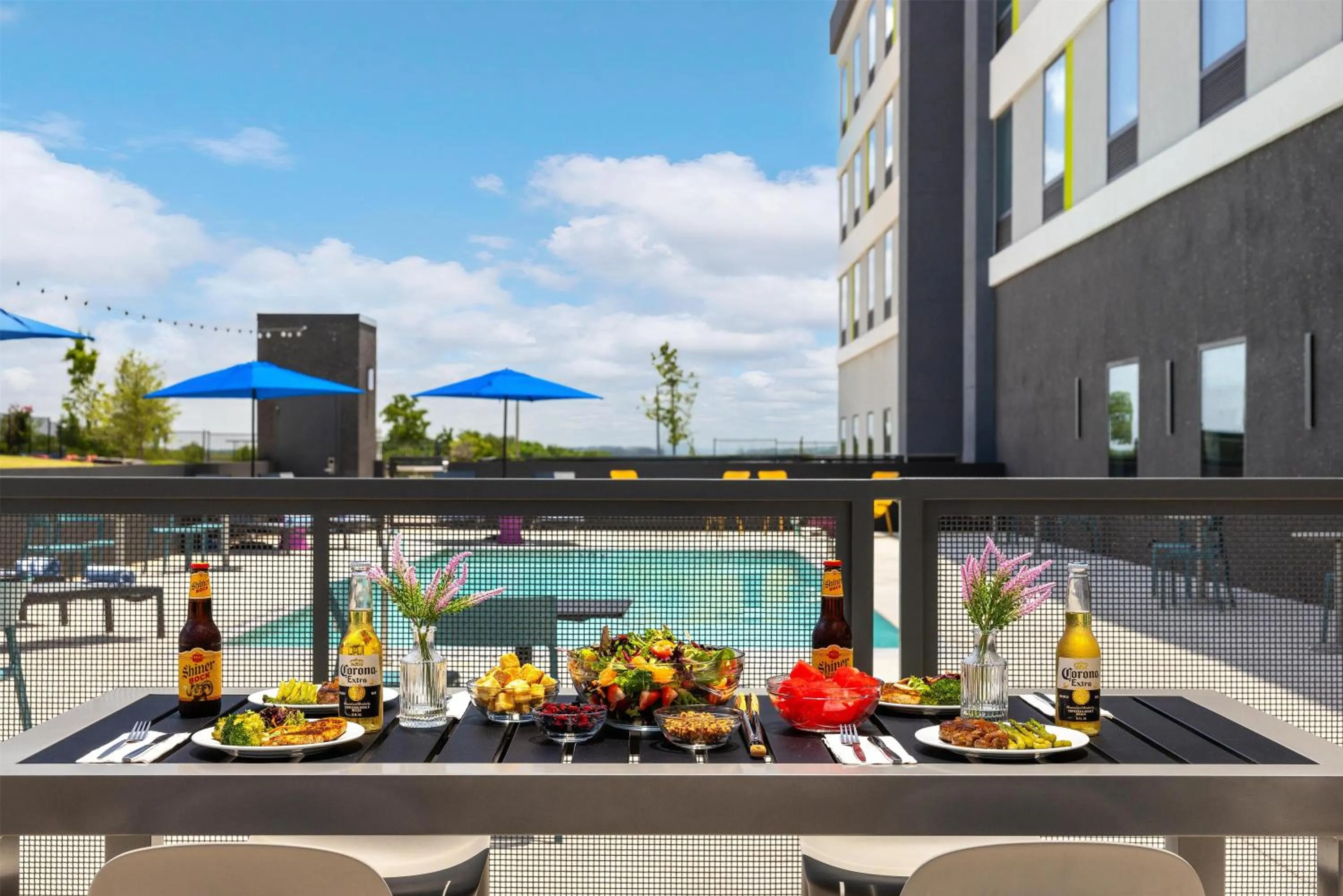 Dining area in Home2 Suites By Hilton Fort Worth Lake Worth