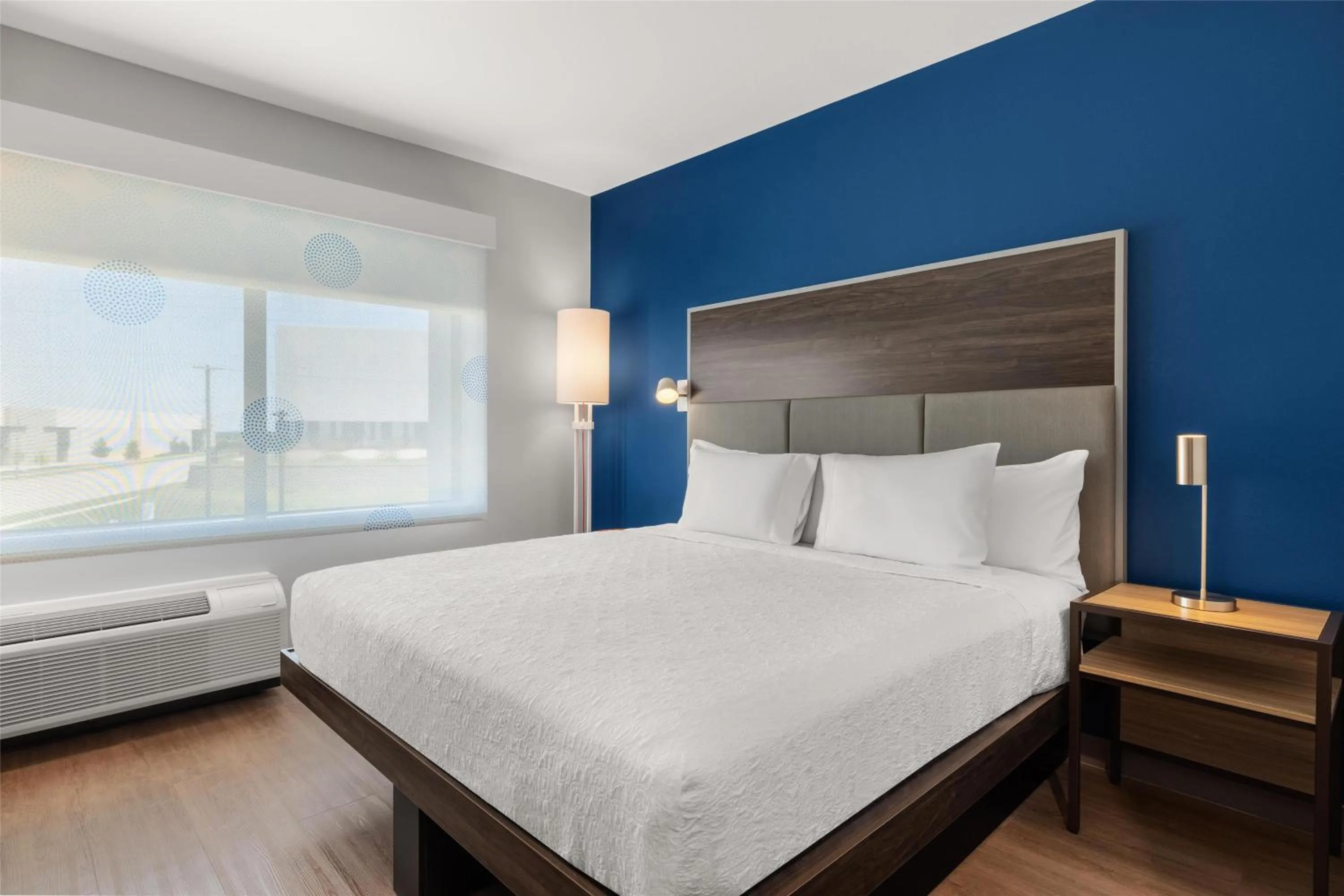 Bed in Tru By Hilton Fort Worth Lake Worth