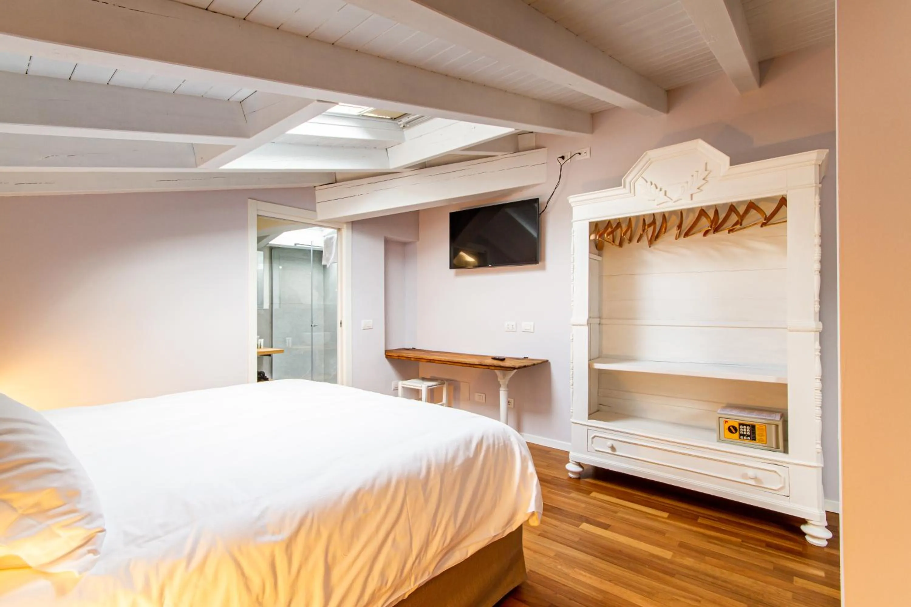 Bed in Albergo del Duca