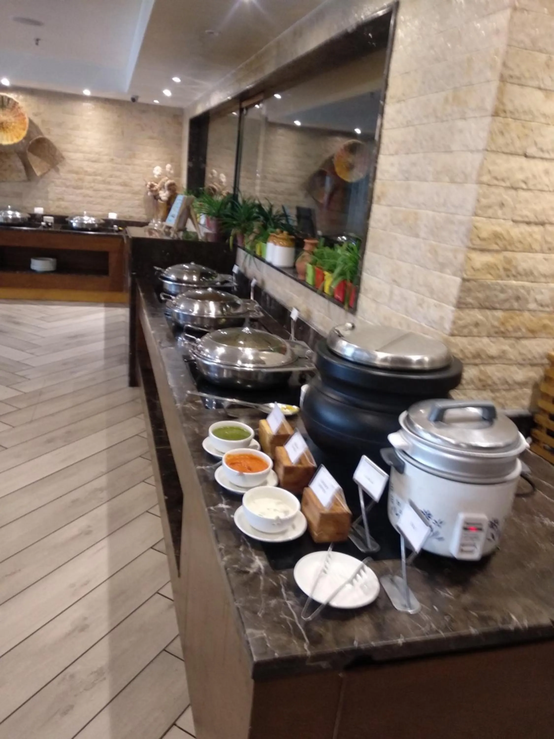 Breakfast in Country Inn & Suites By Radisson Jammu