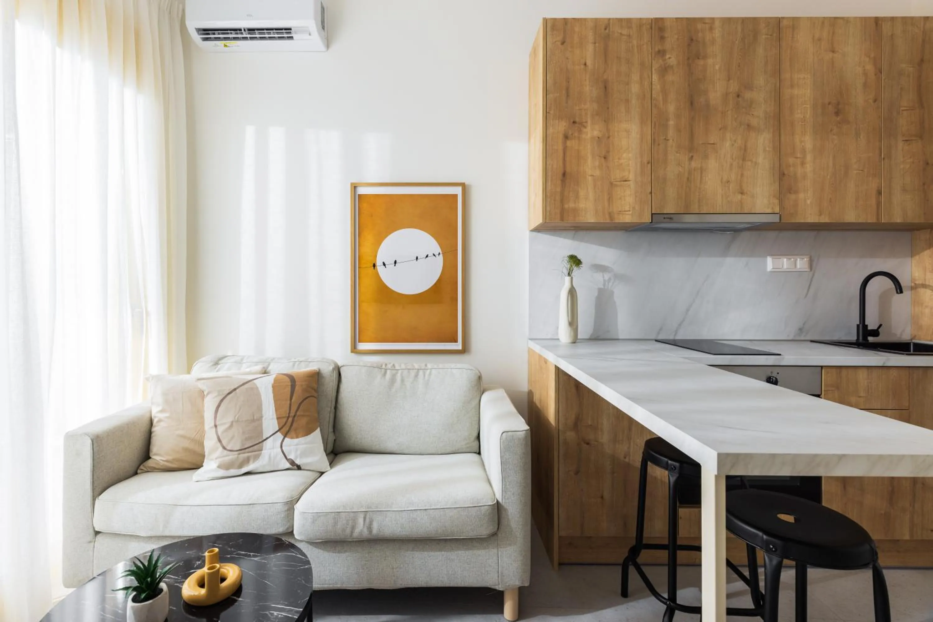 Kitchen or kitchenette in Soho Harbor by halu!