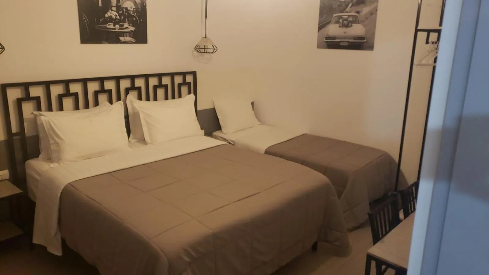 Bed in Hotel Antigone