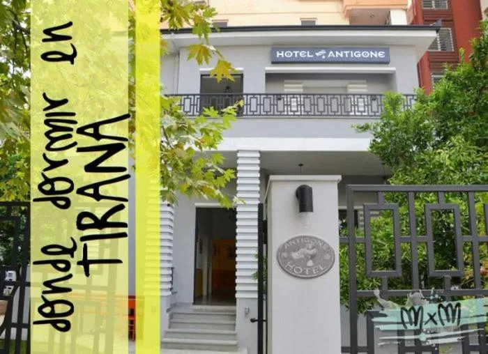 Facade/entrance in Hotel Antigone