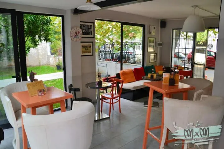 Lounge or bar in Hotel Antigone