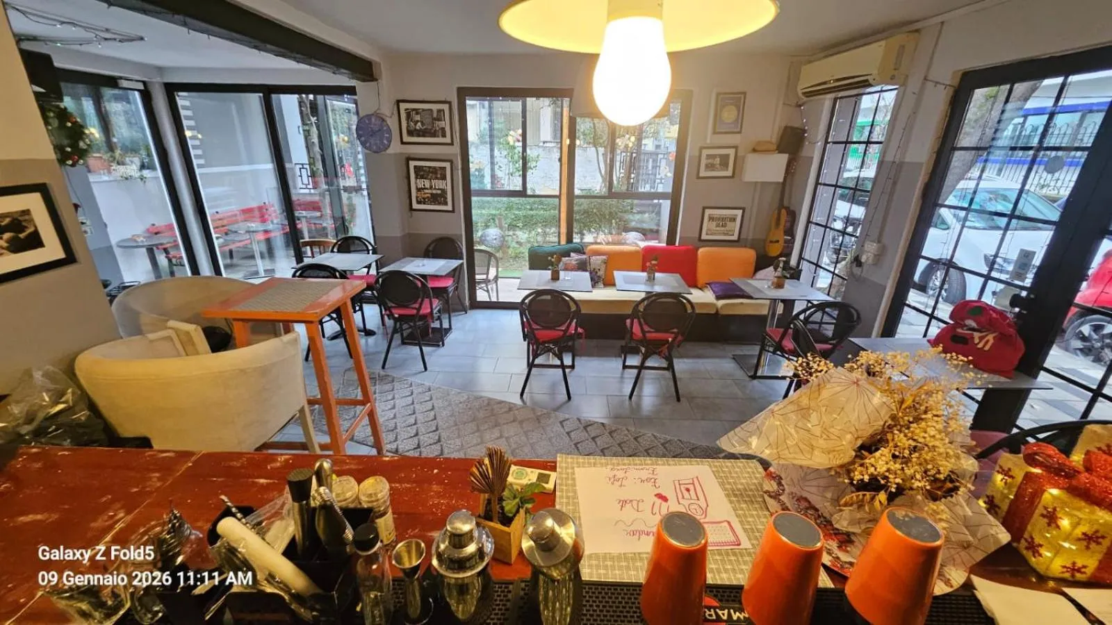 Restaurant/places to eat in Hotel Antigone