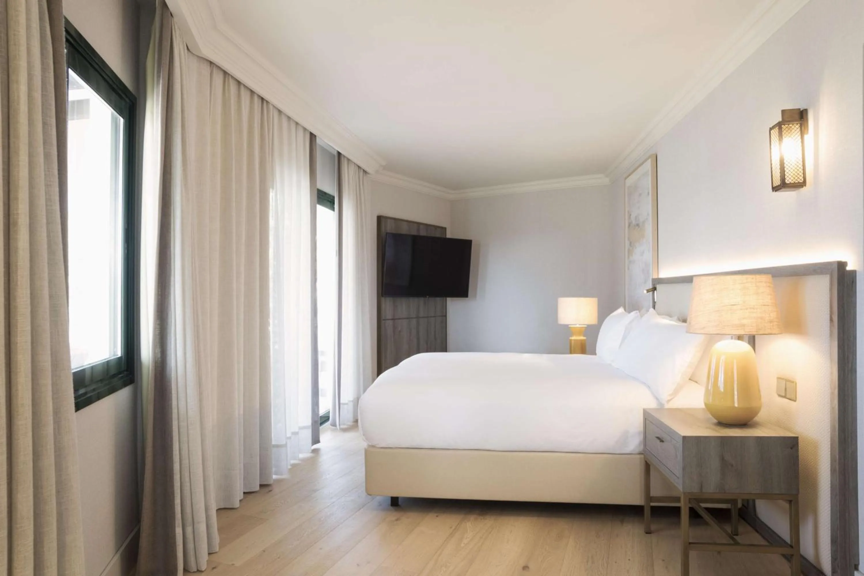 Bedroom, Bed in Hilton Mallorca Galatzo