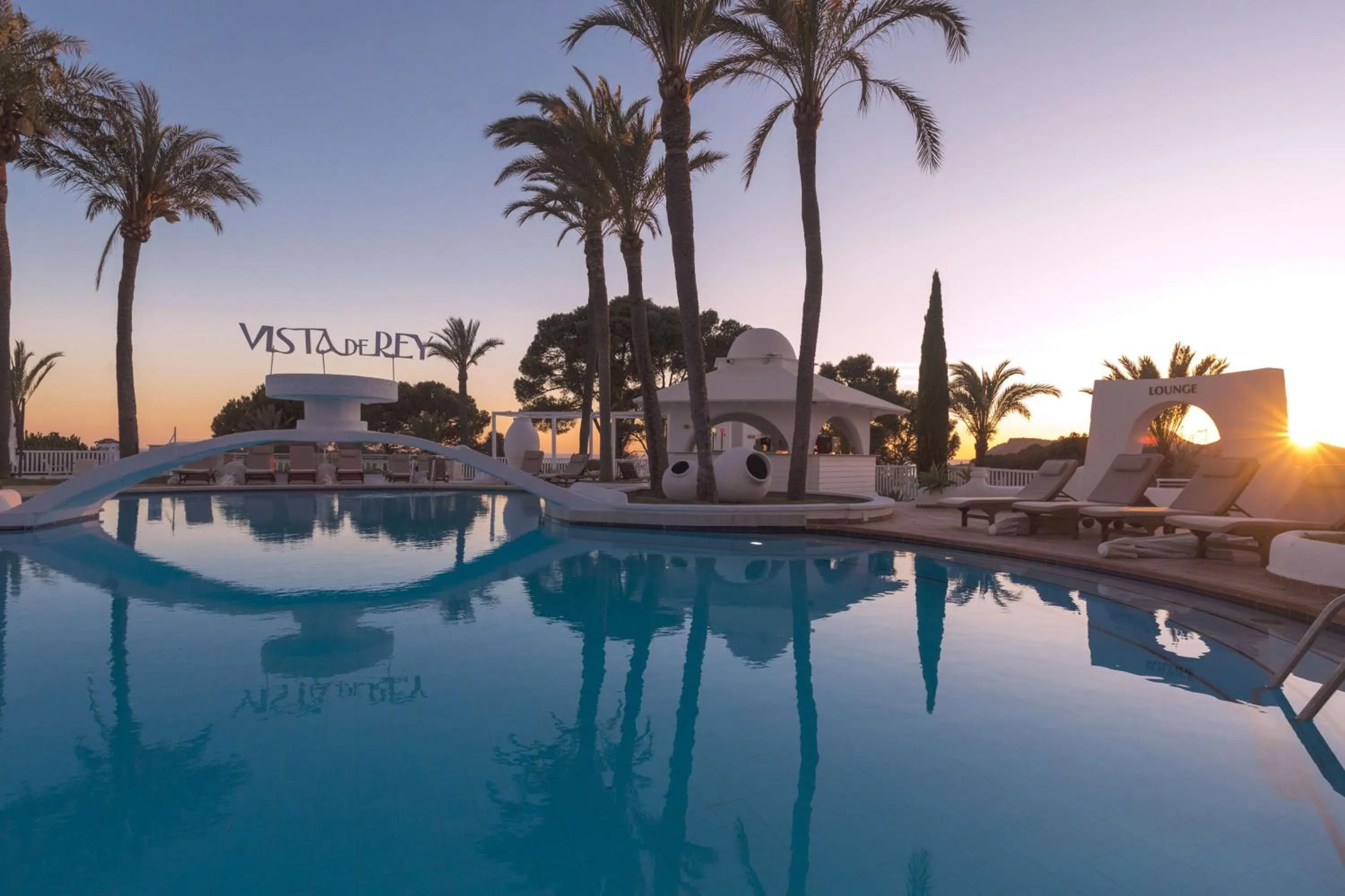 Pool view in Hilton Mallorca Galatzo