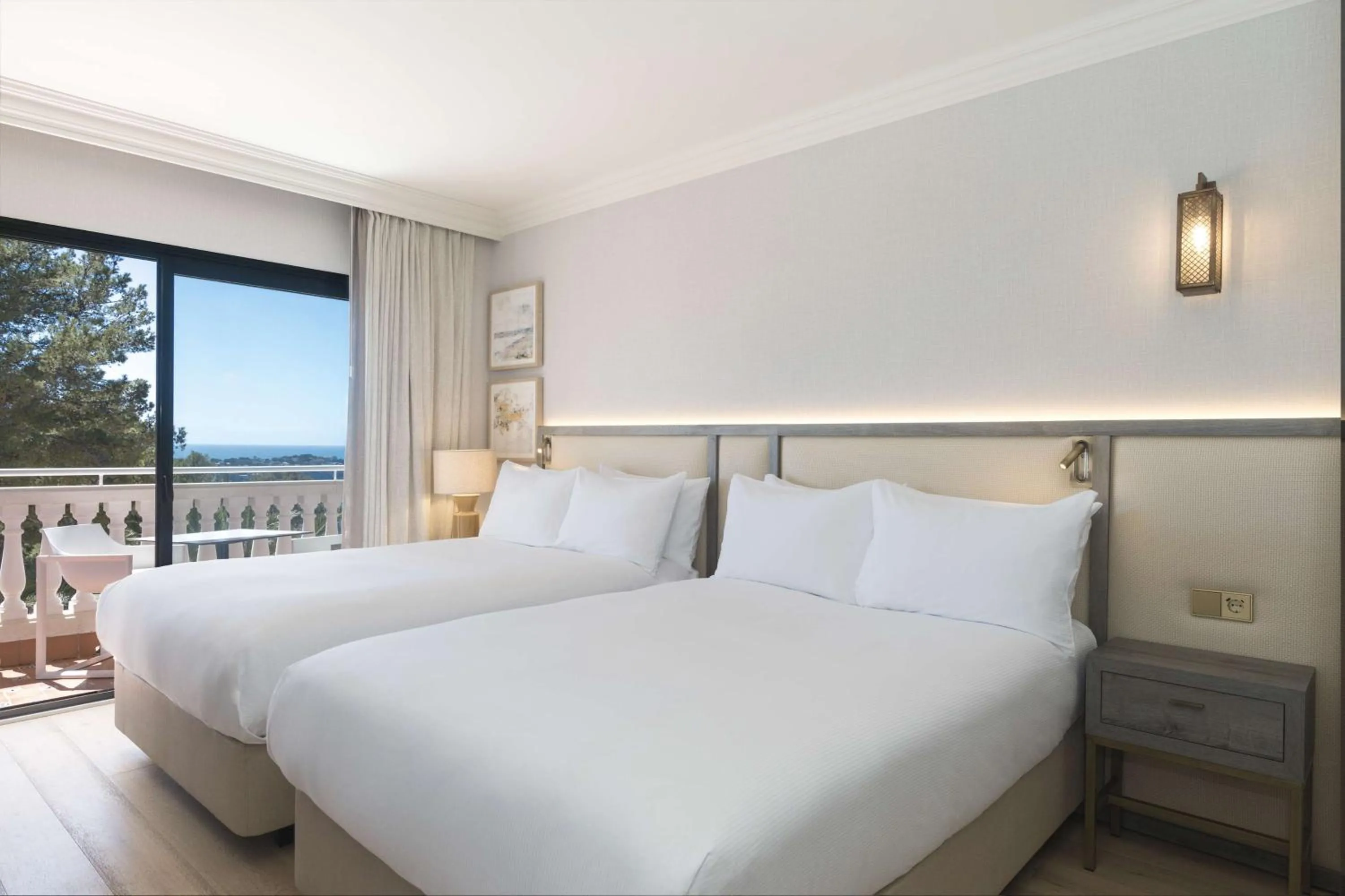 Bed in Hilton Mallorca Galatzo