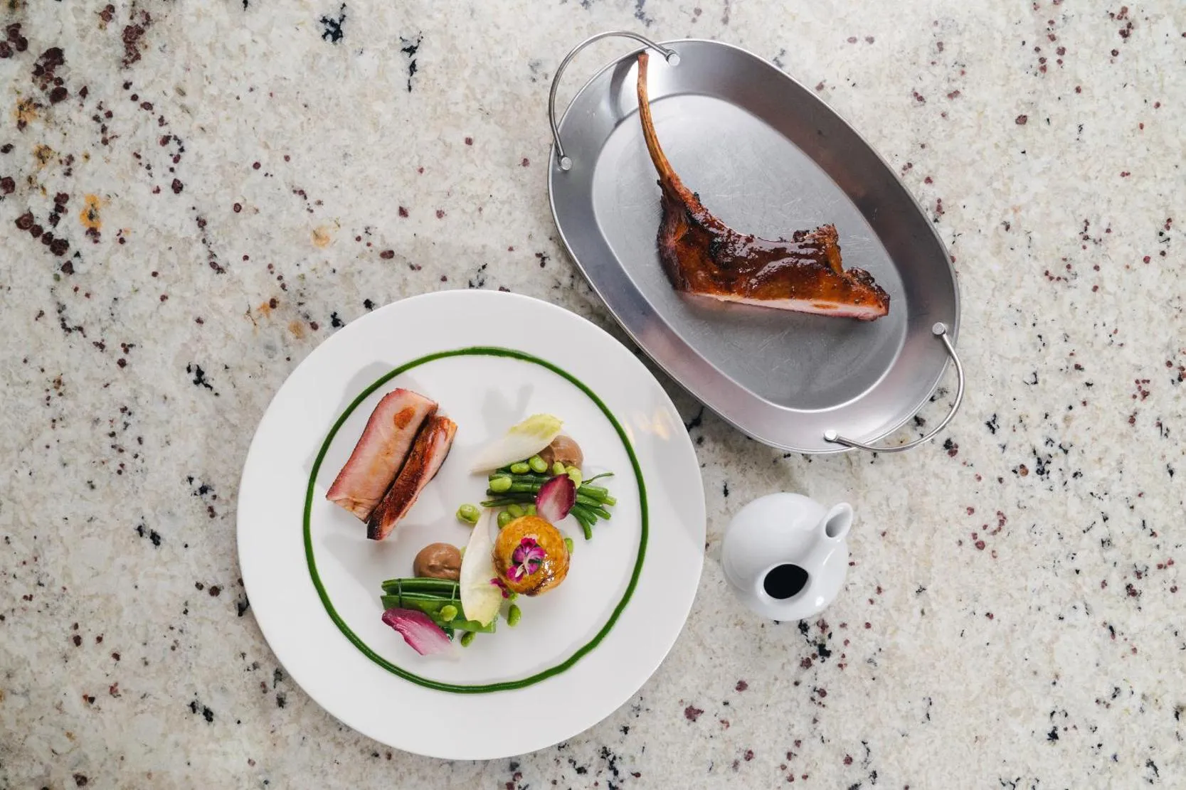 Restaurant/places to eat in Relais & Châteaux Hotel Quadrille - Adults Only