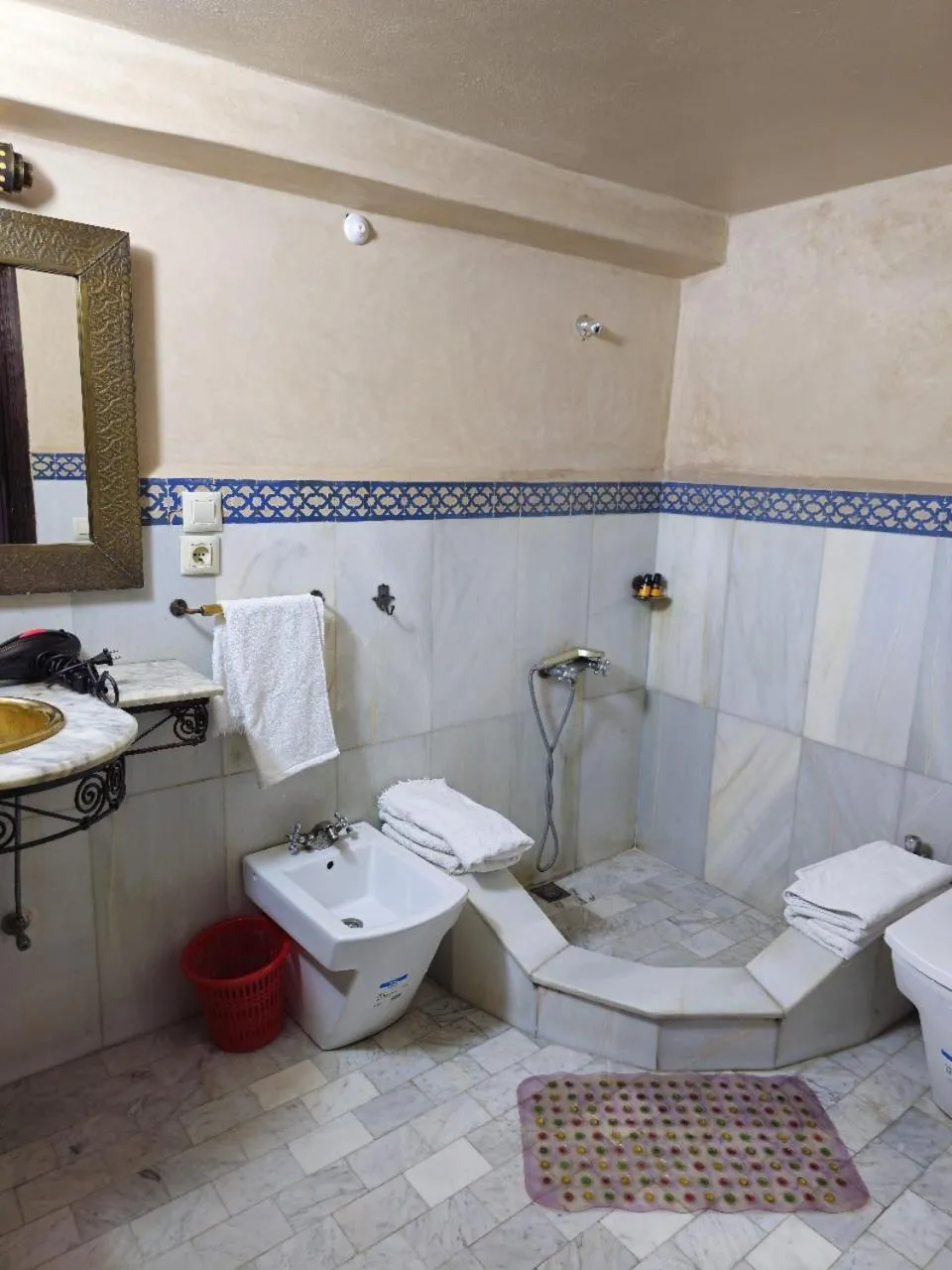 Shower in Riad Bab Fes Suite &Spa