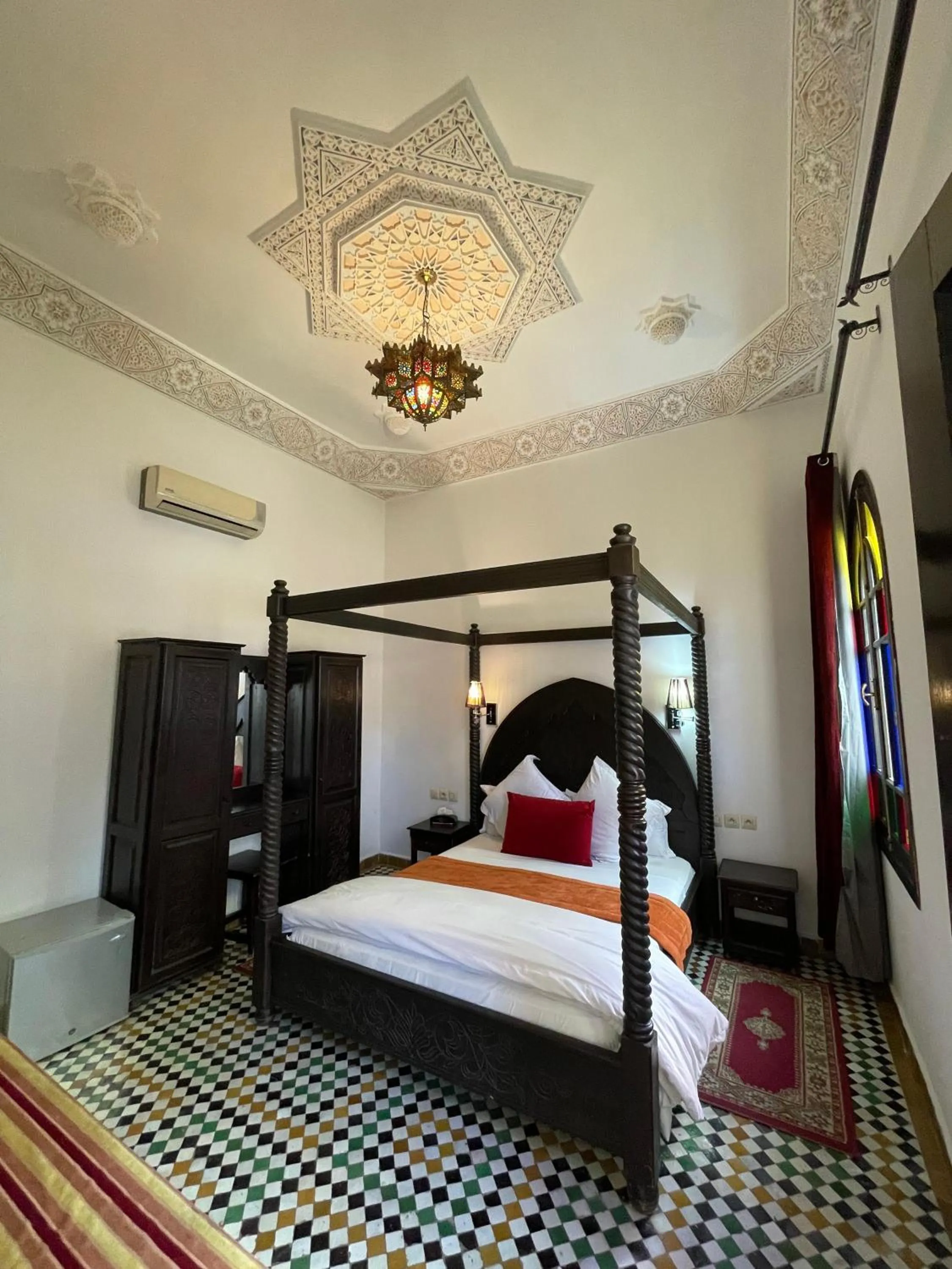 Bed in Riad Bab Fes Suite &Spa