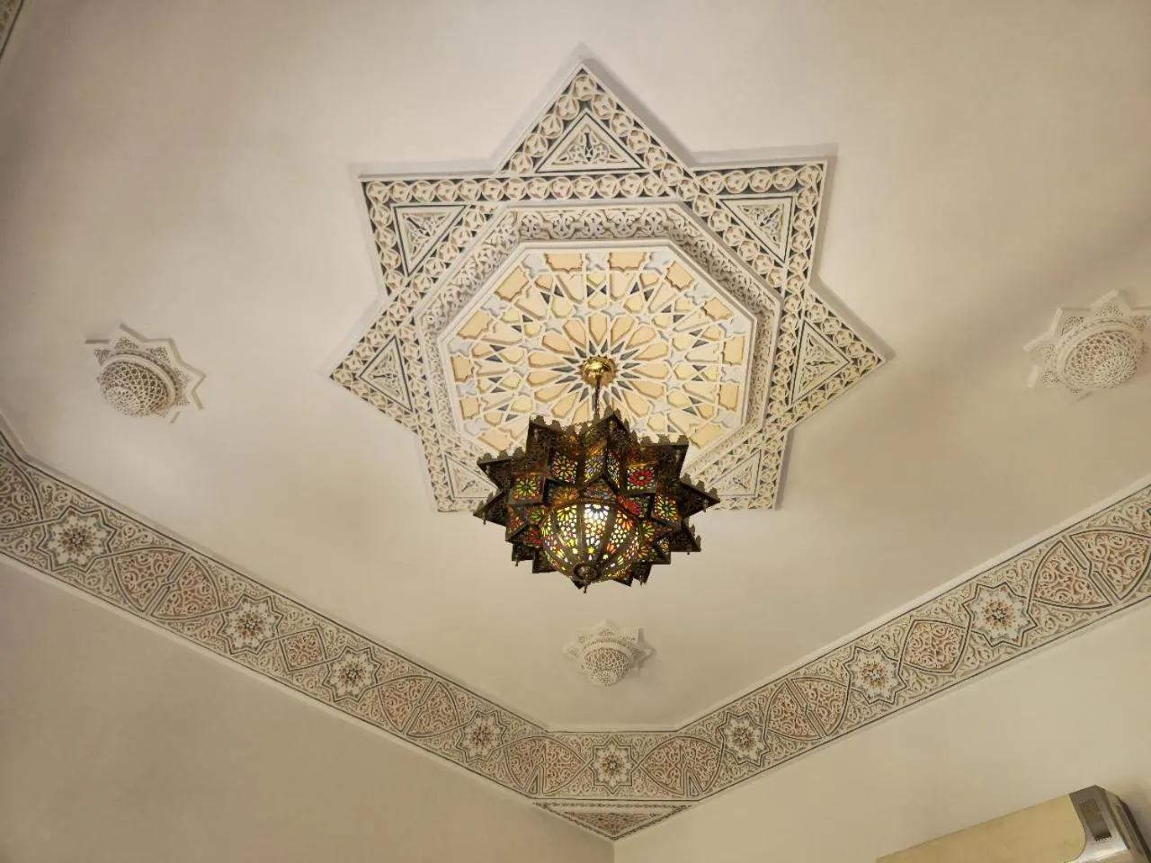 Seating area in Riad Bab Fes Suite &Spa