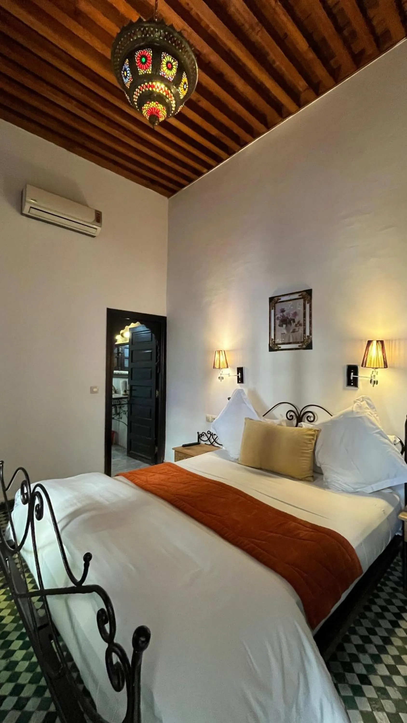 Bed in Riad Bab Fes Suite &Spa