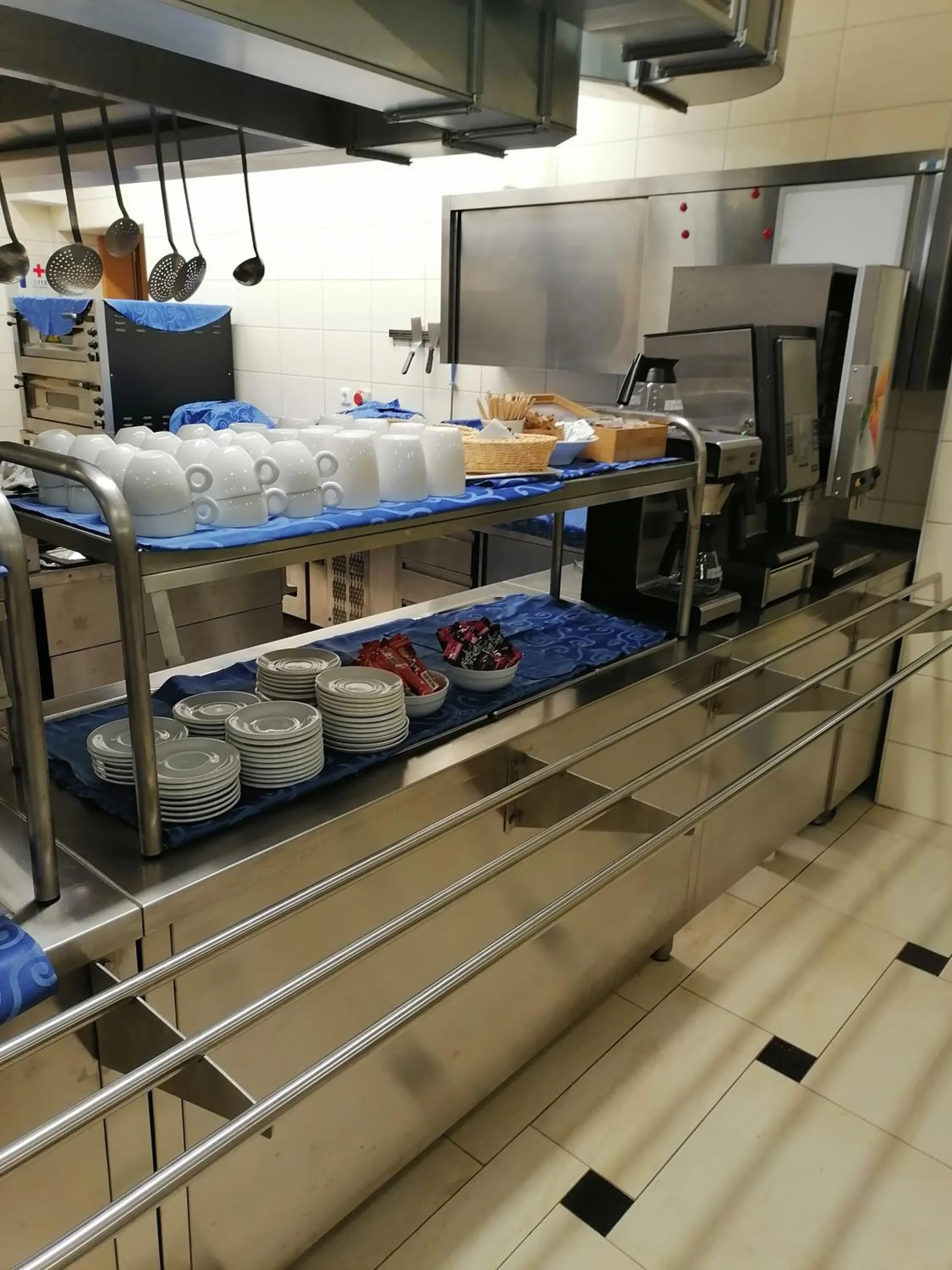 Breakfast in S Hotel