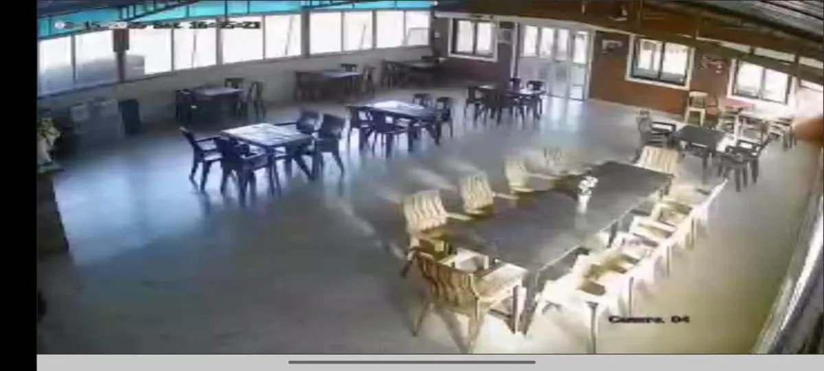 Restaurant/places to eat in Sunrise Villa