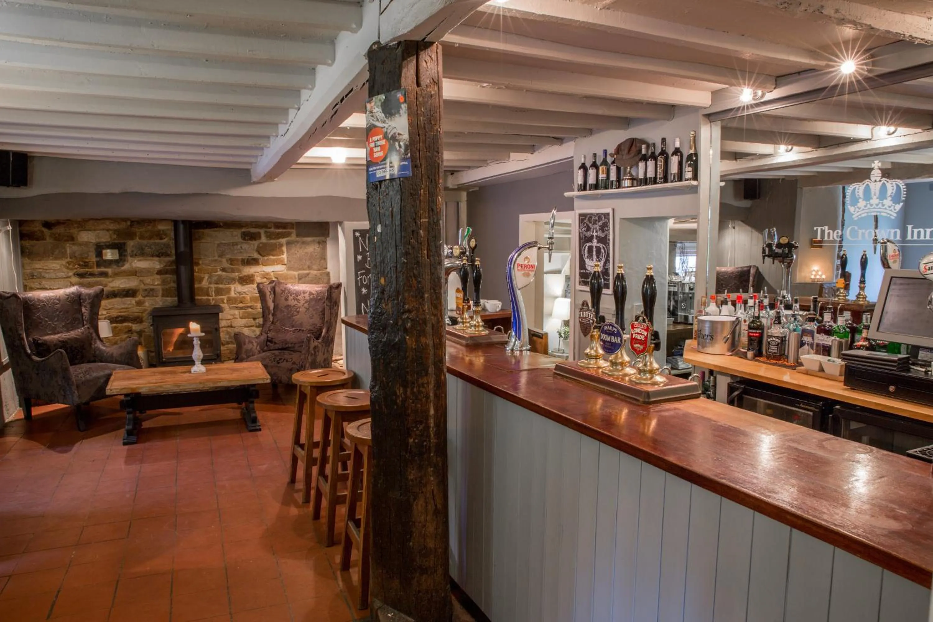 Lounge or bar in The Crown Inn