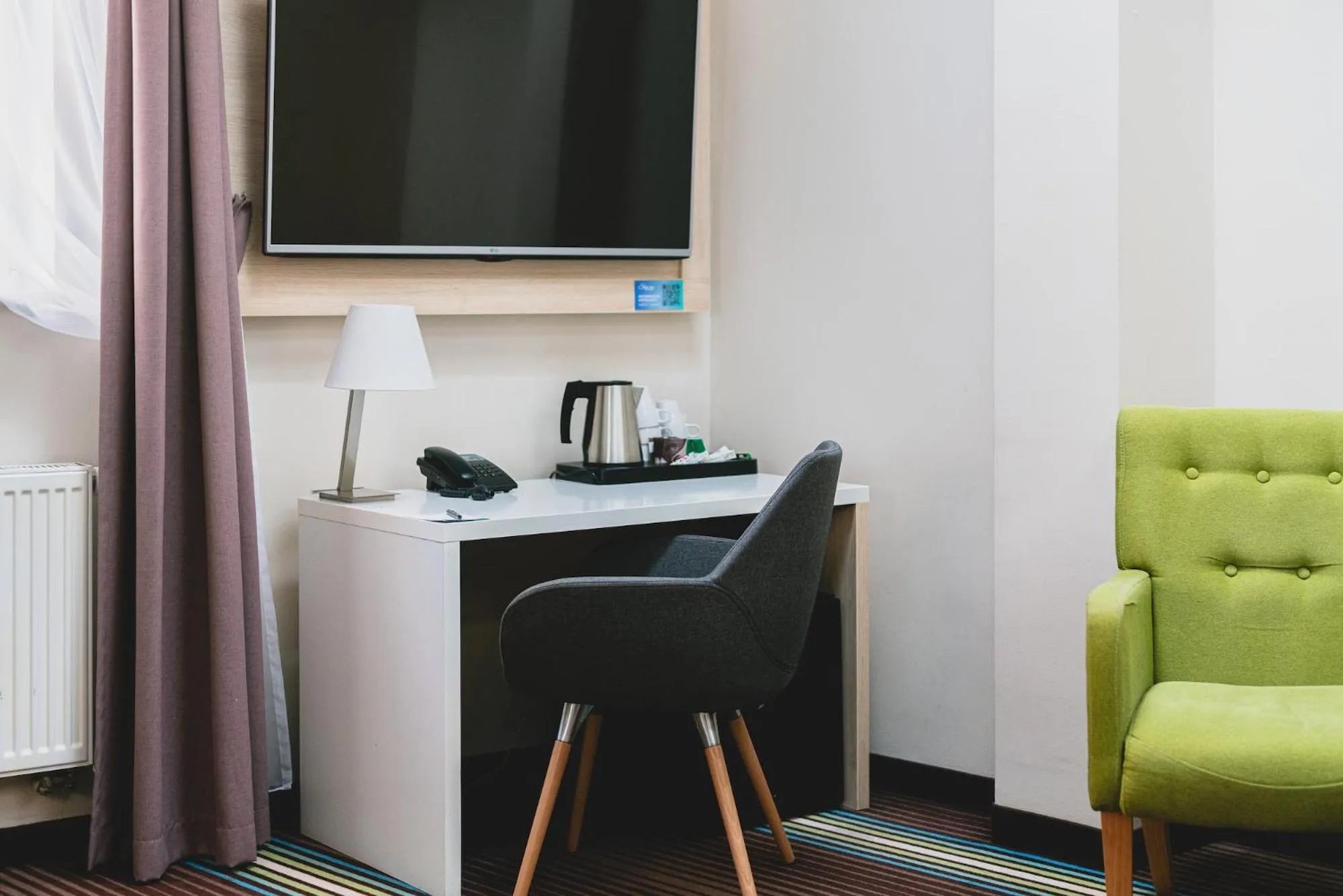 TV and multimedia in Stay inn Hotel Gdańsk