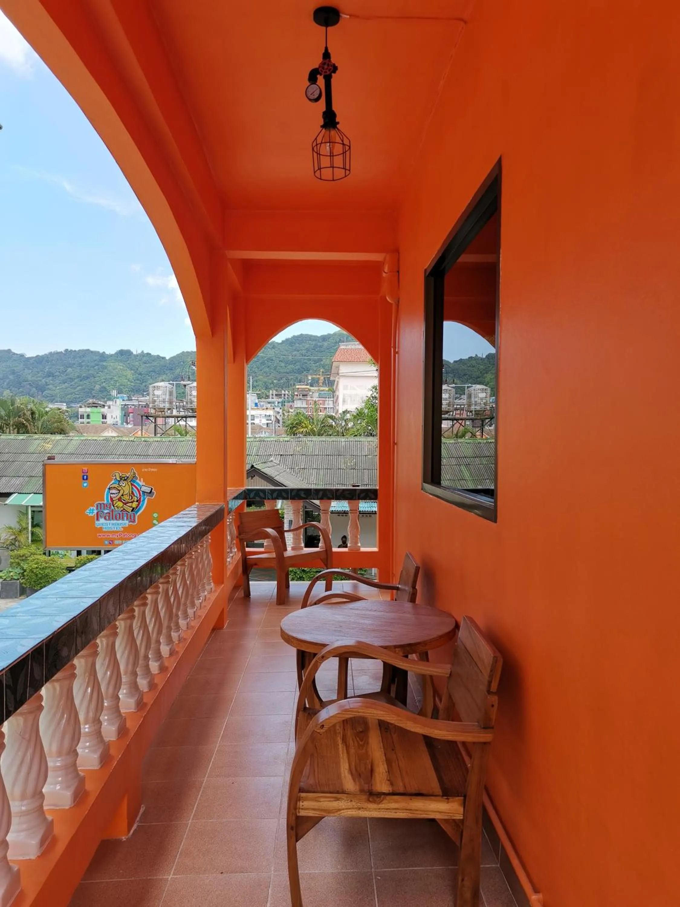 Balcony/Terrace in myPatong Social Hostel
