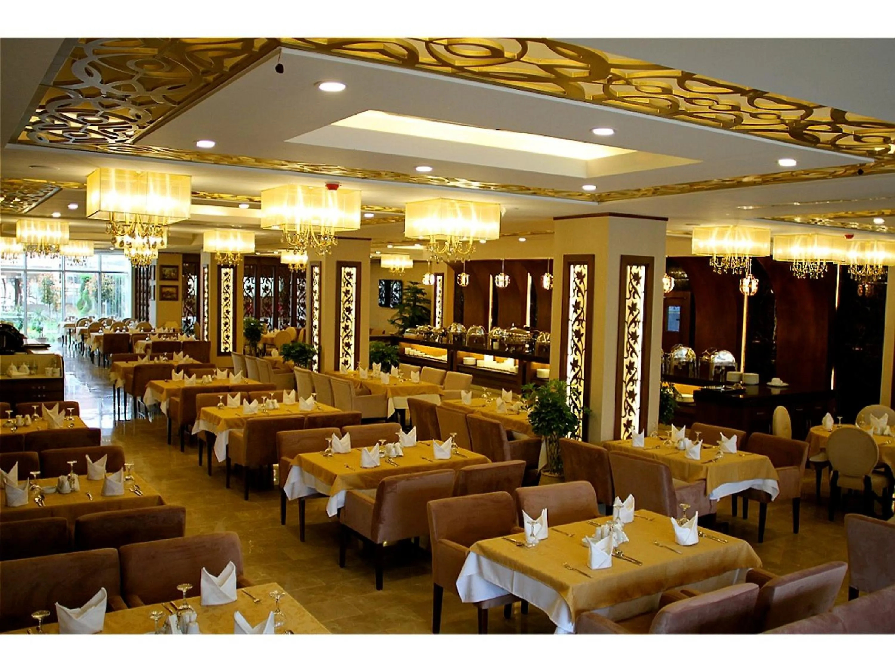 Restaurant/places to eat in Ankawa Royal Hotel & Spa
