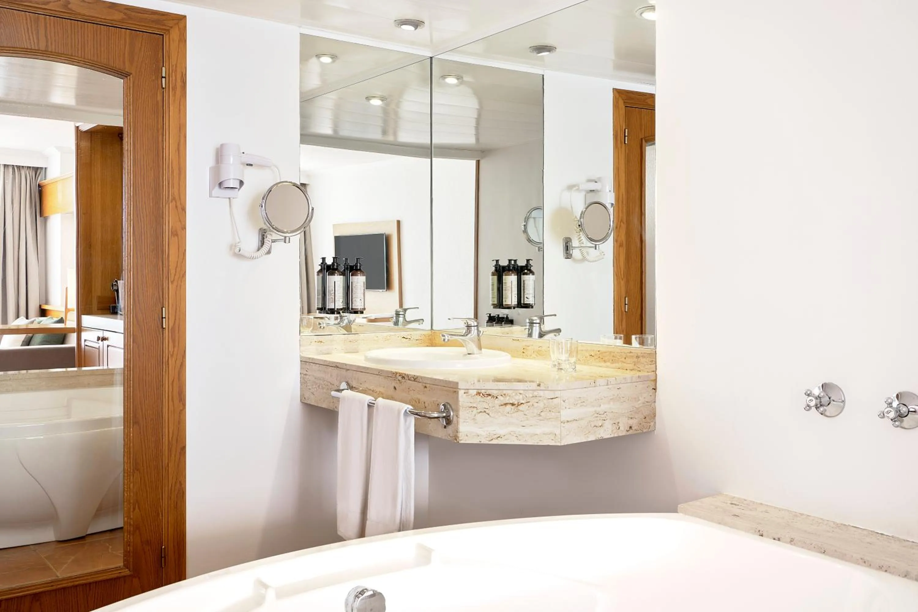 Bathroom in Iberostar Selection Jardín del Sol Suites - Adults Only