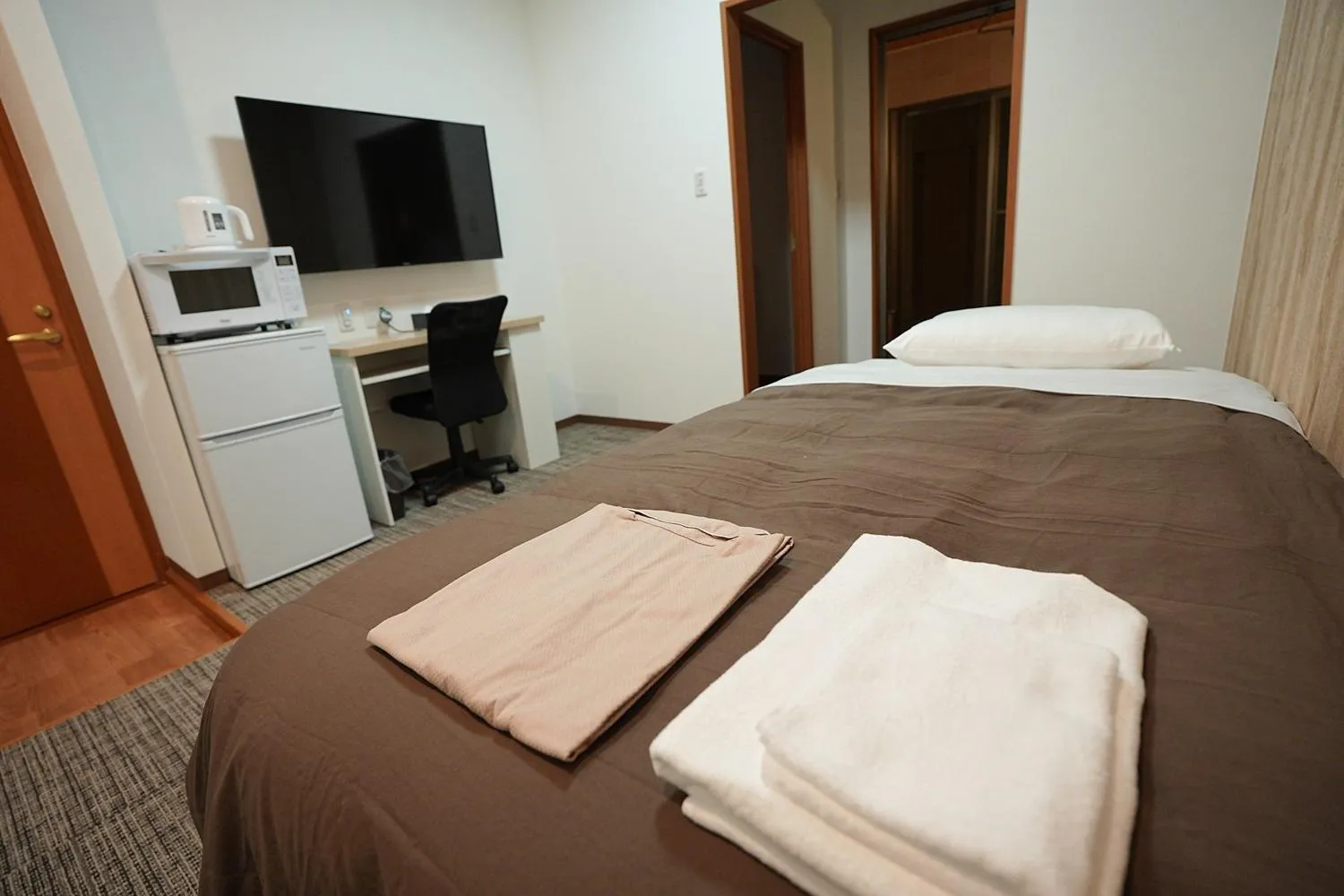 Bed in Natural Hot Spring Hotel KINSHAY