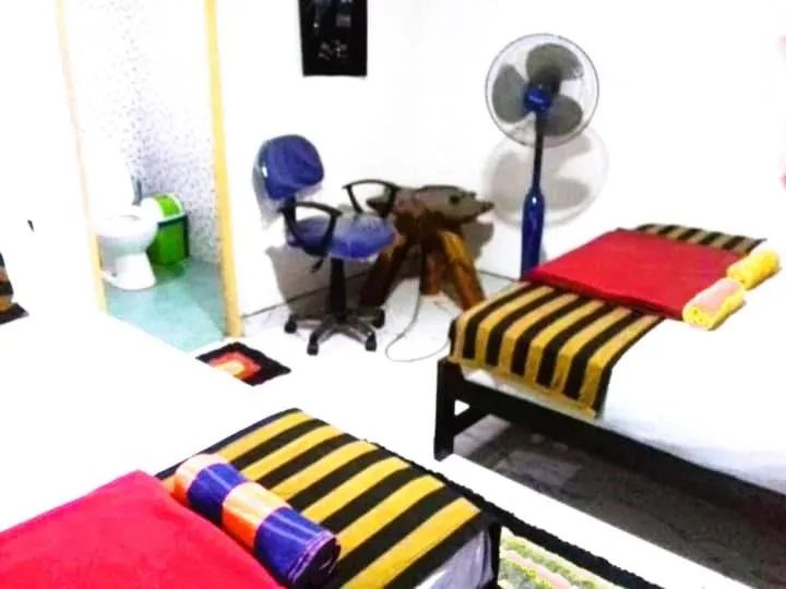 Bed in Ella Tunnel Corner Inn