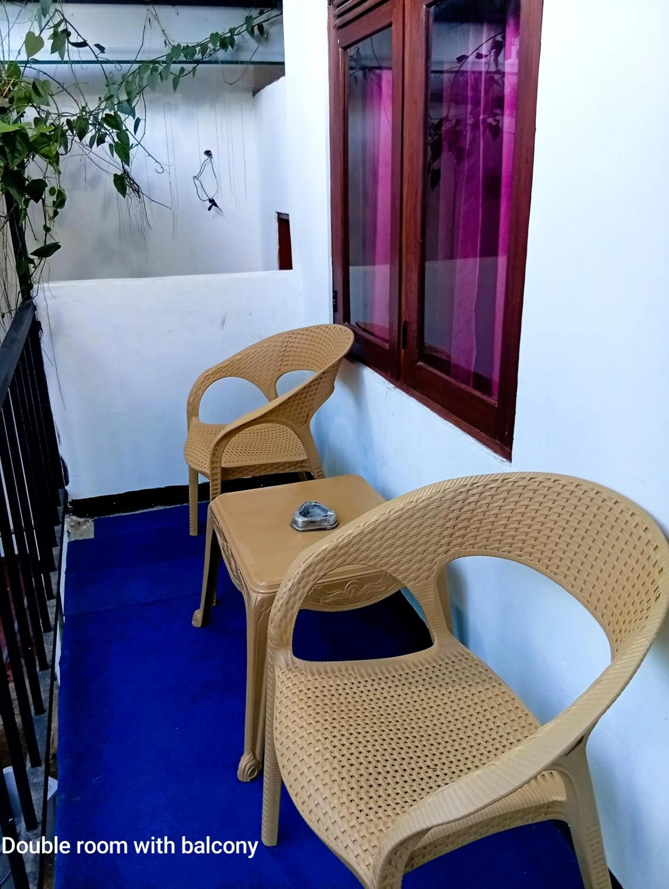 Ella Tunnel Corner Inn