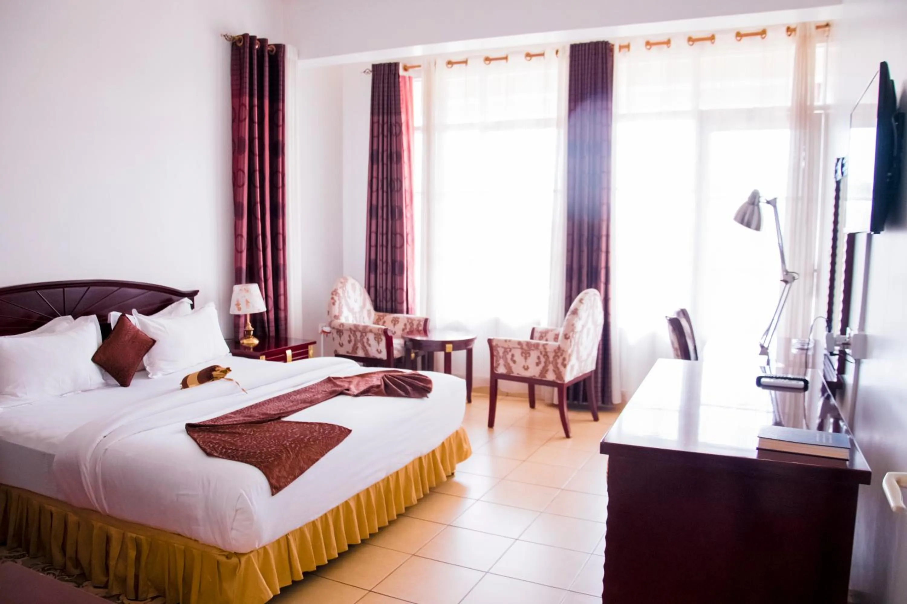 Photo of the whole room, Bed in Quiet Haven Hotel