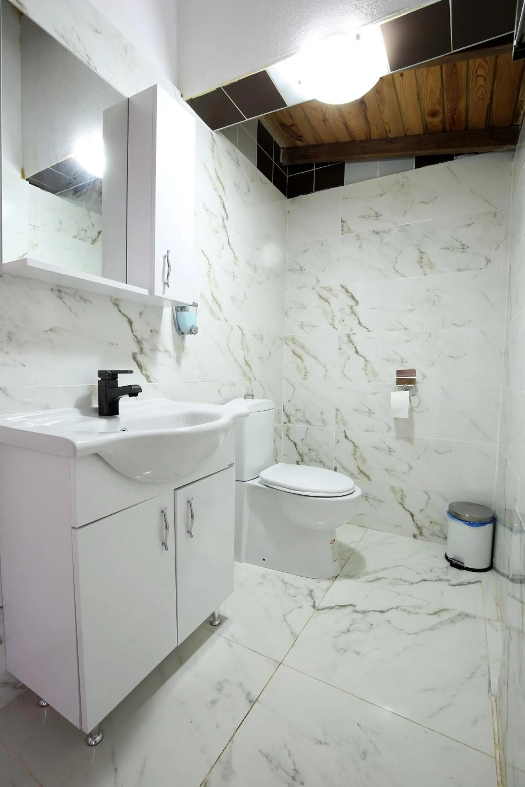 Bathroom in Adrasan Shambala