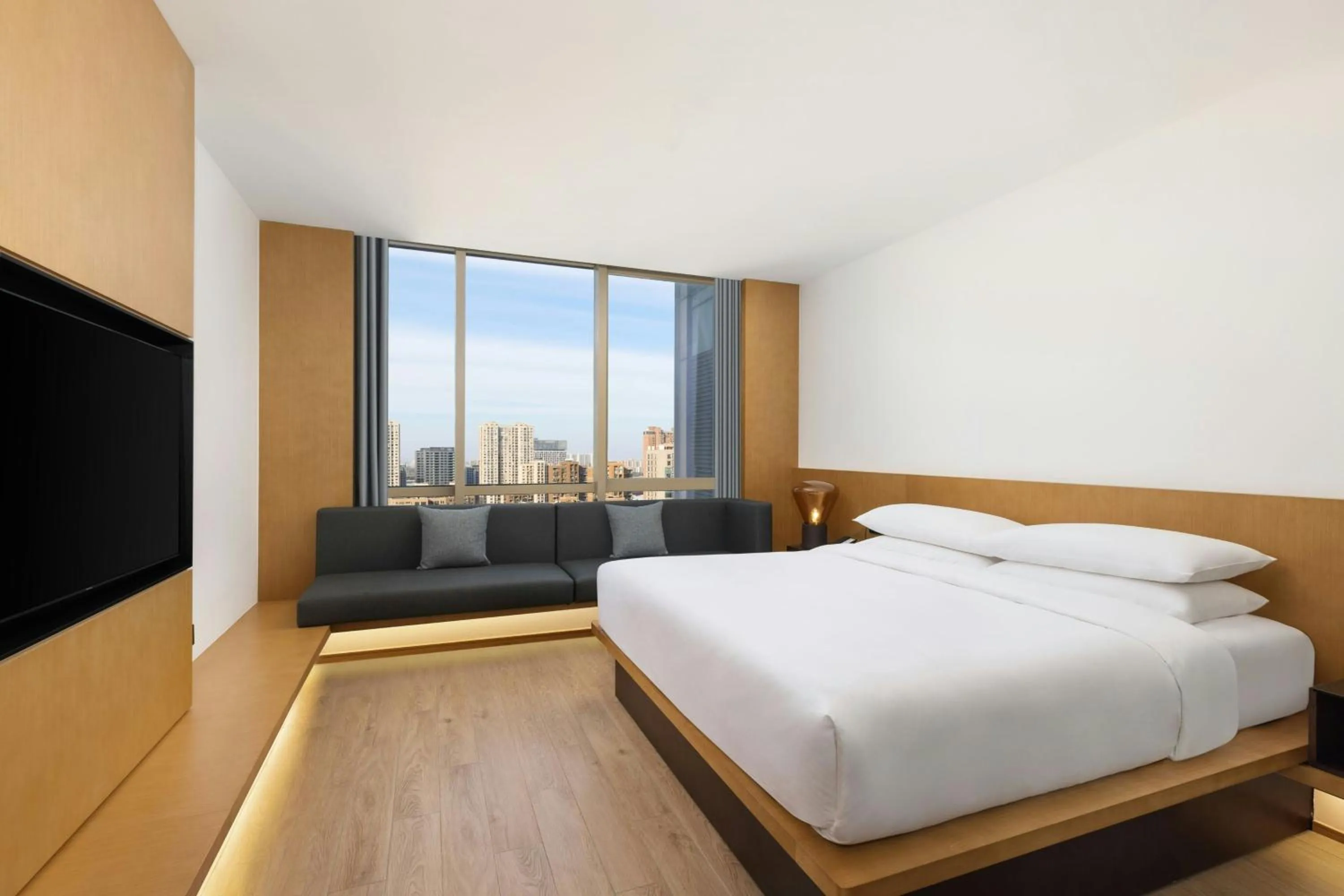 Photo of the whole room, Bed in Fairfield by Marriott Suzhou Jinji Lake