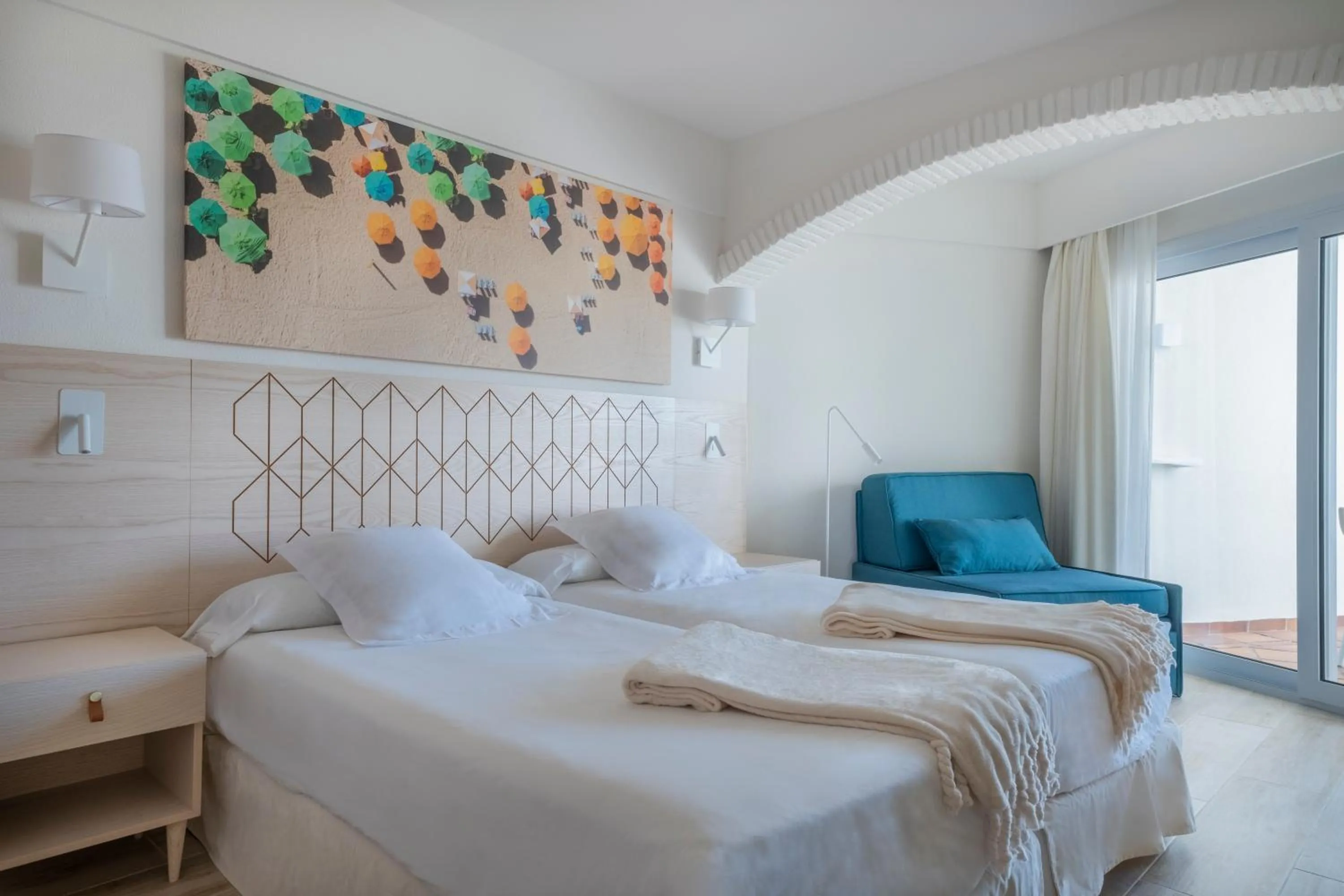 Bedroom, Bed in Iberostar Waves Royal Andalus