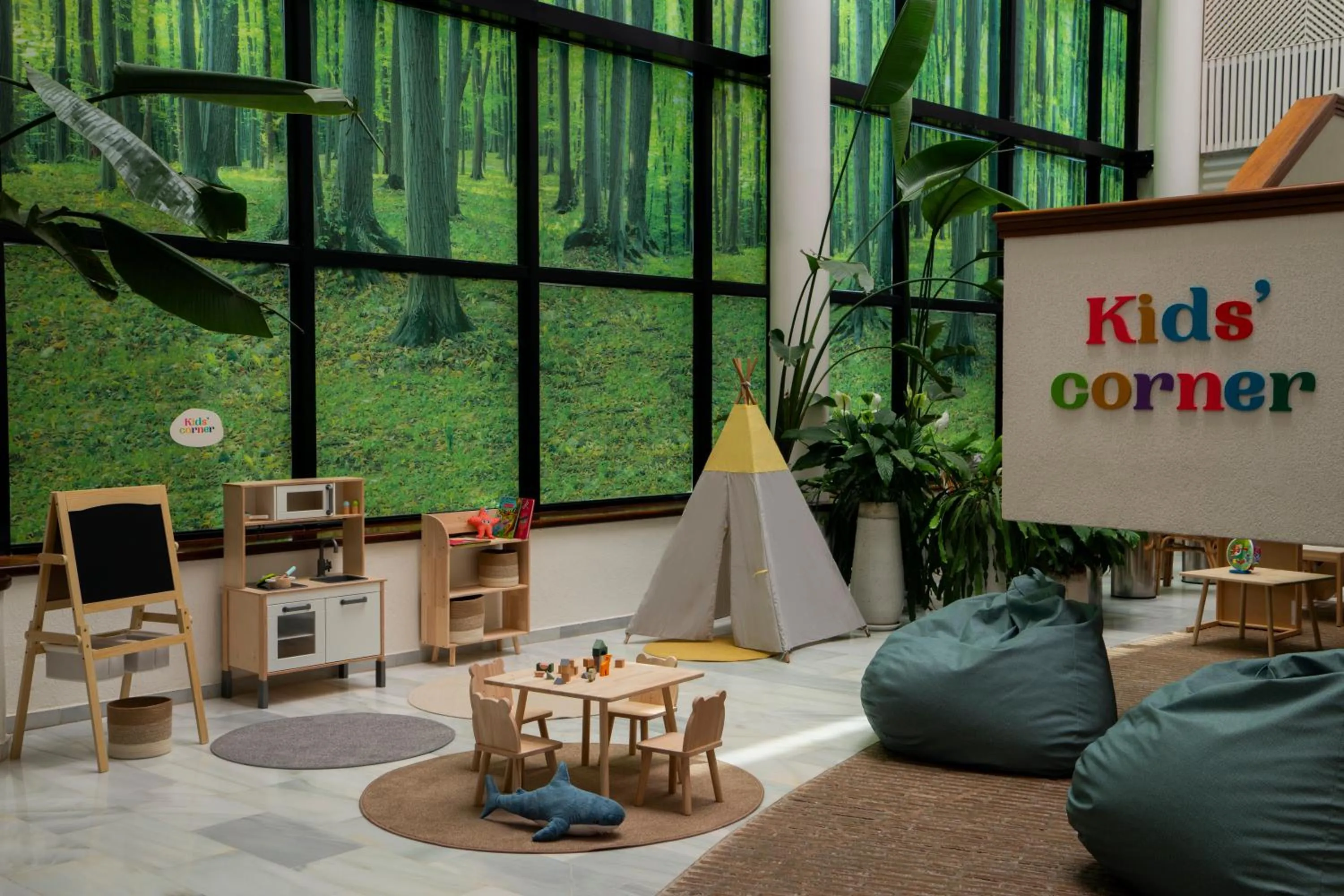 Kids's club in Iberostar Waves Royal Andalus