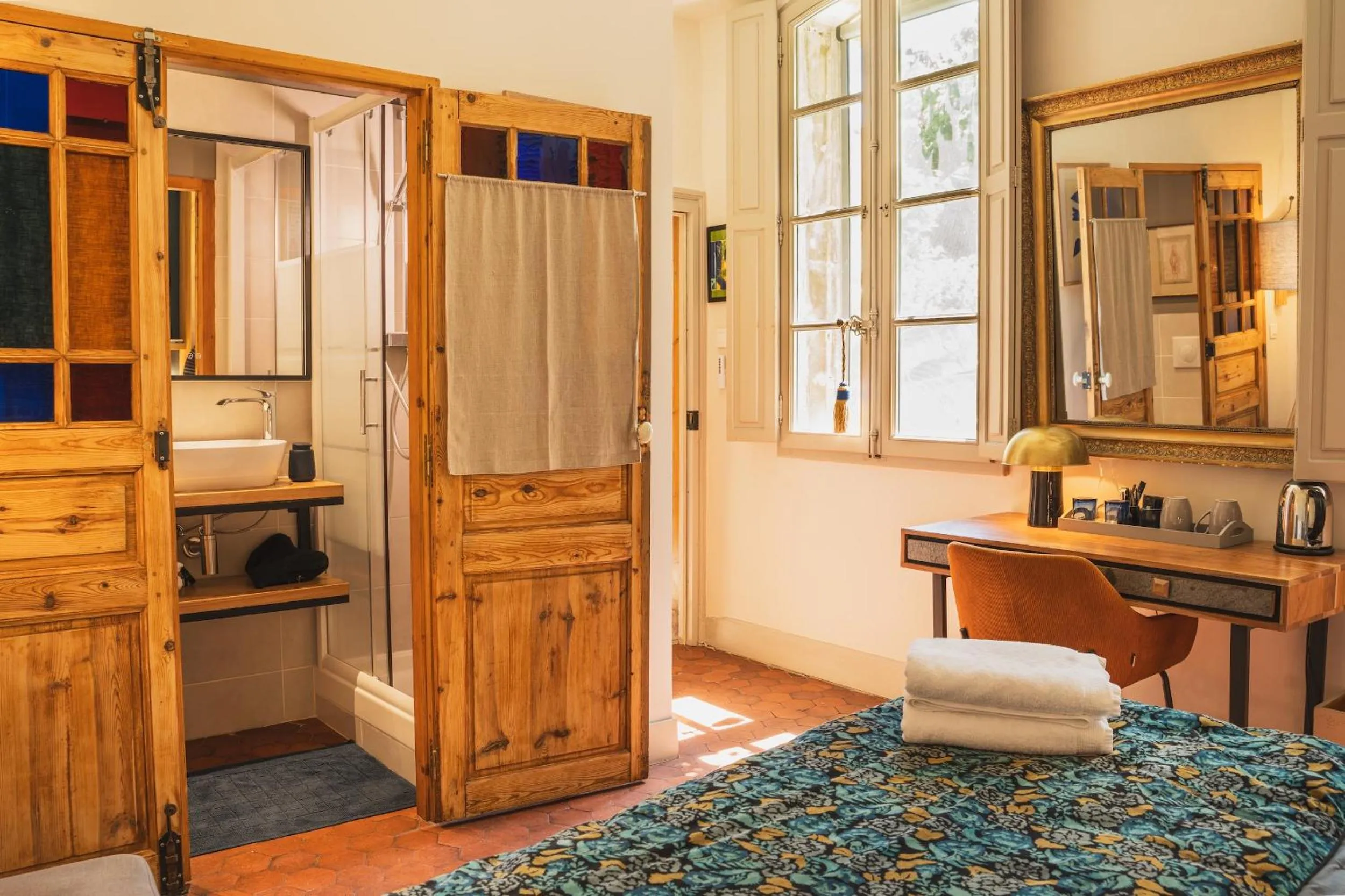 Bathroom in Les Jardins de Baracane