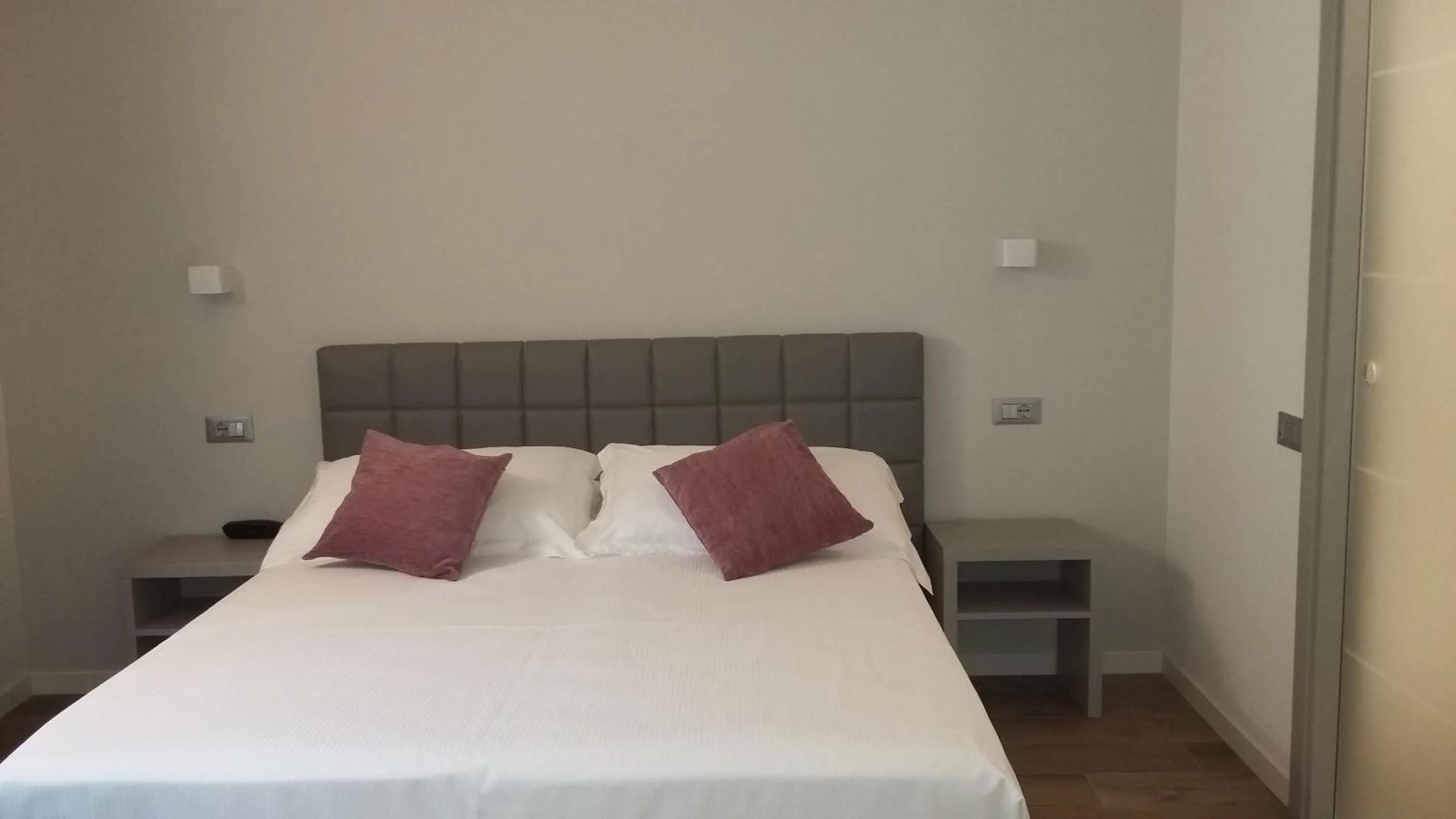 Bed in Hotel Quarcino