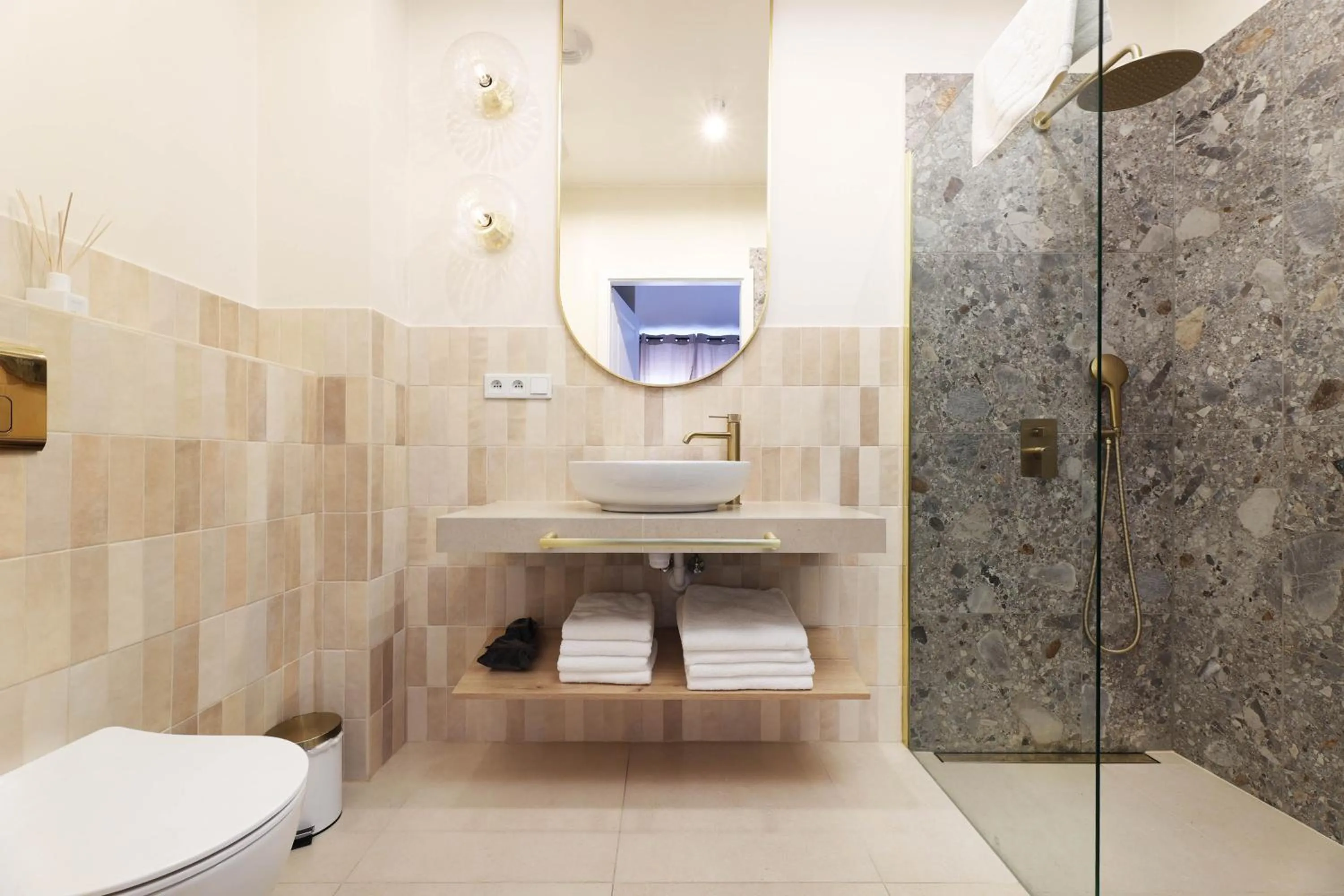 Shower in Hetman Main Square Apartments