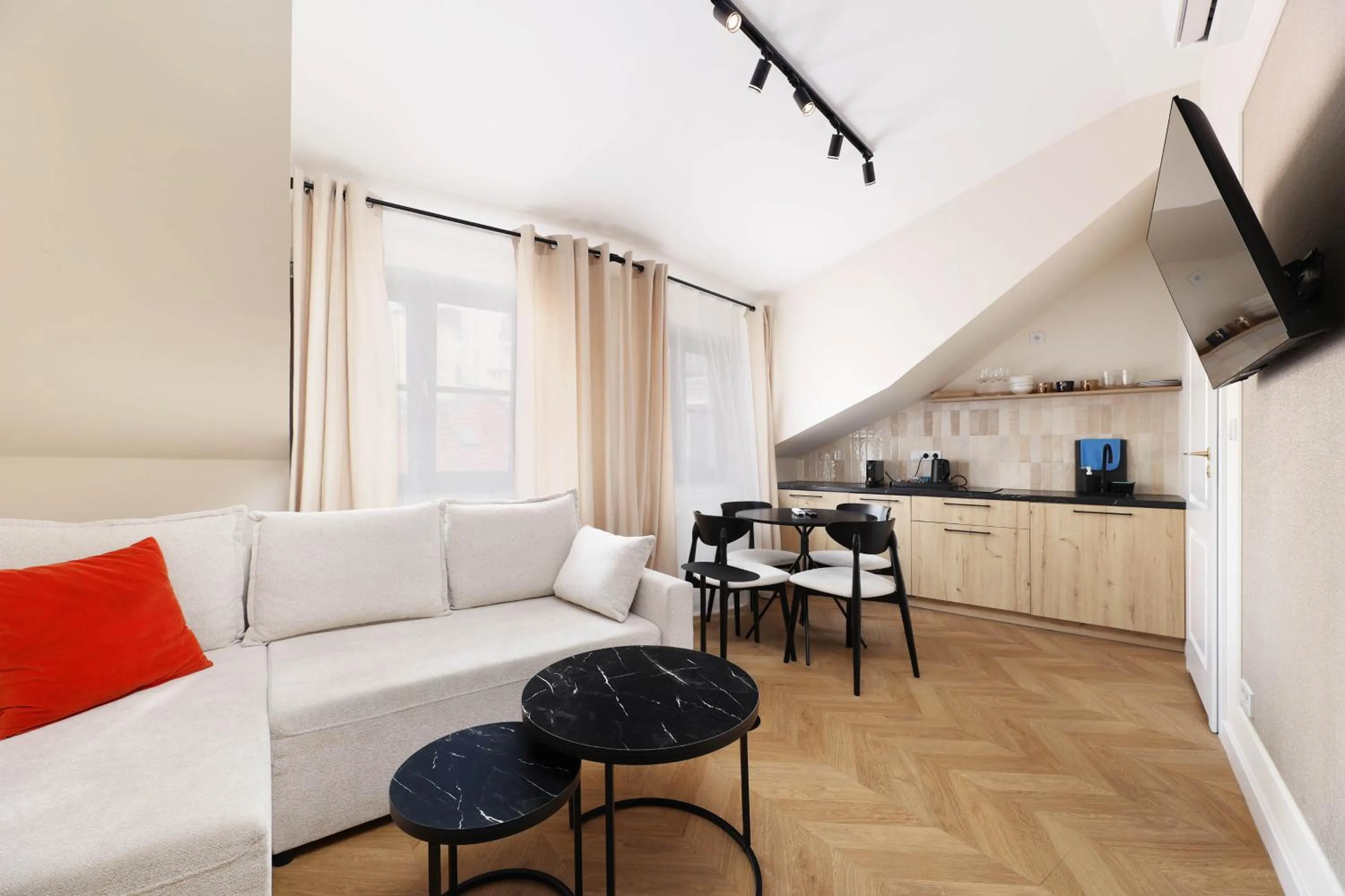 TV and multimedia in Hetman Main Square Apartments