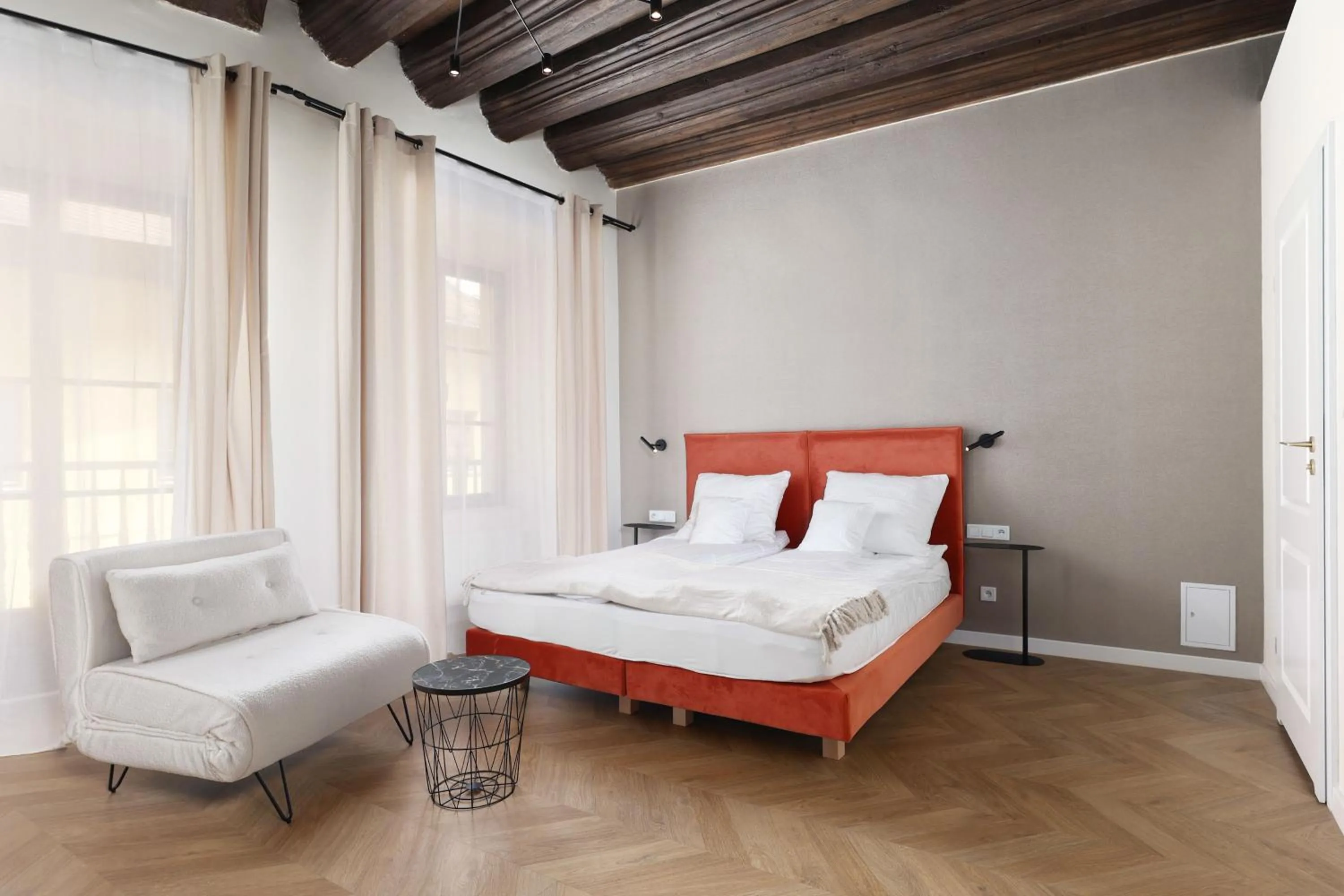 Bed in Hetman Main Square Apartments