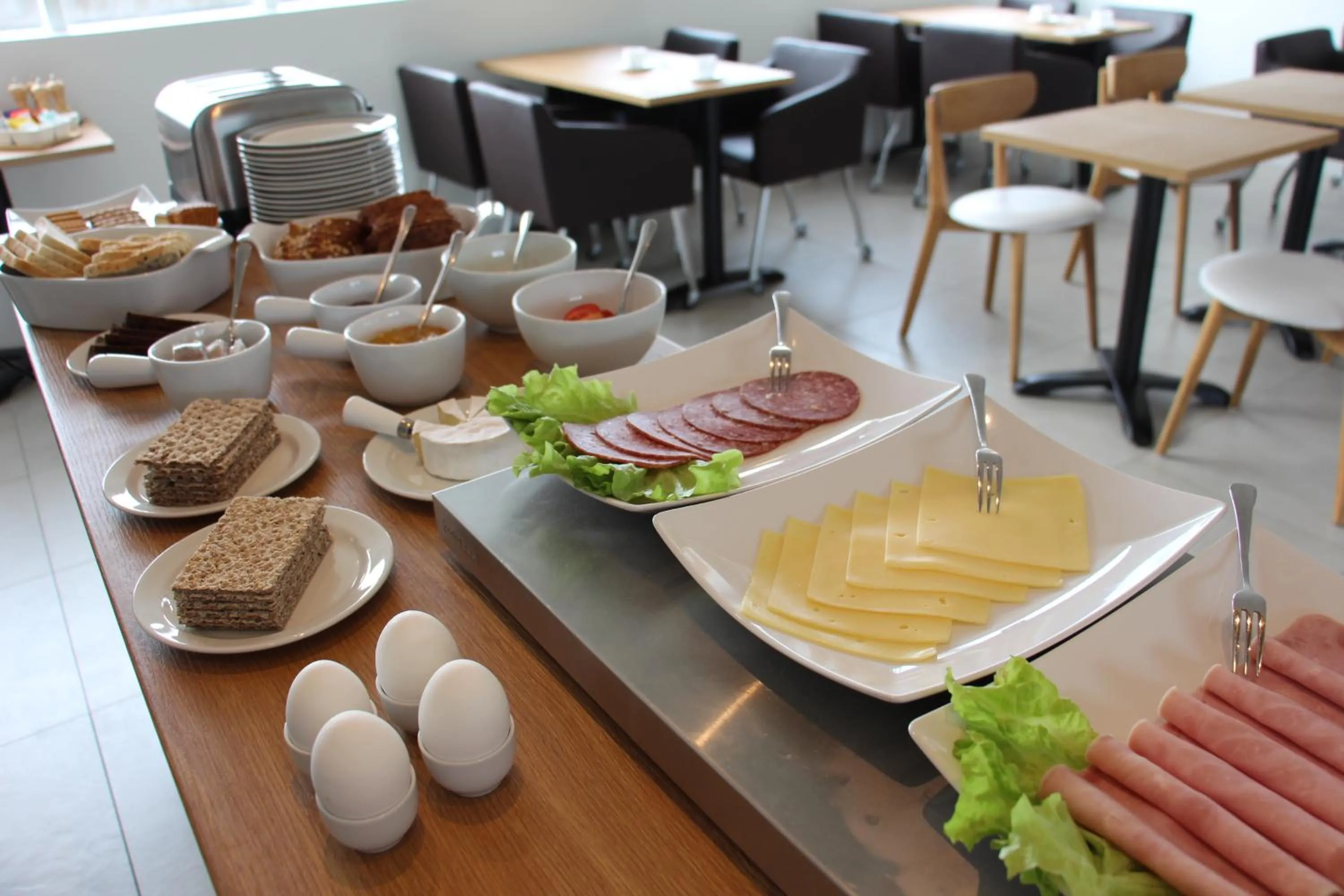 Breakfast in Apt. Hotel Hjalteyri