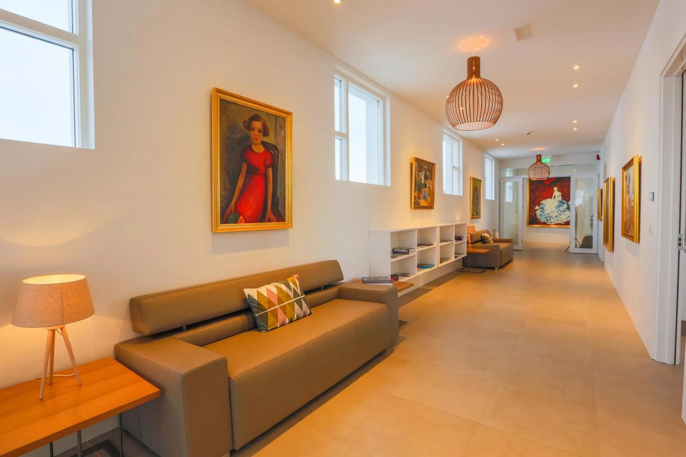 Library in Apt. Hotel Hjalteyri