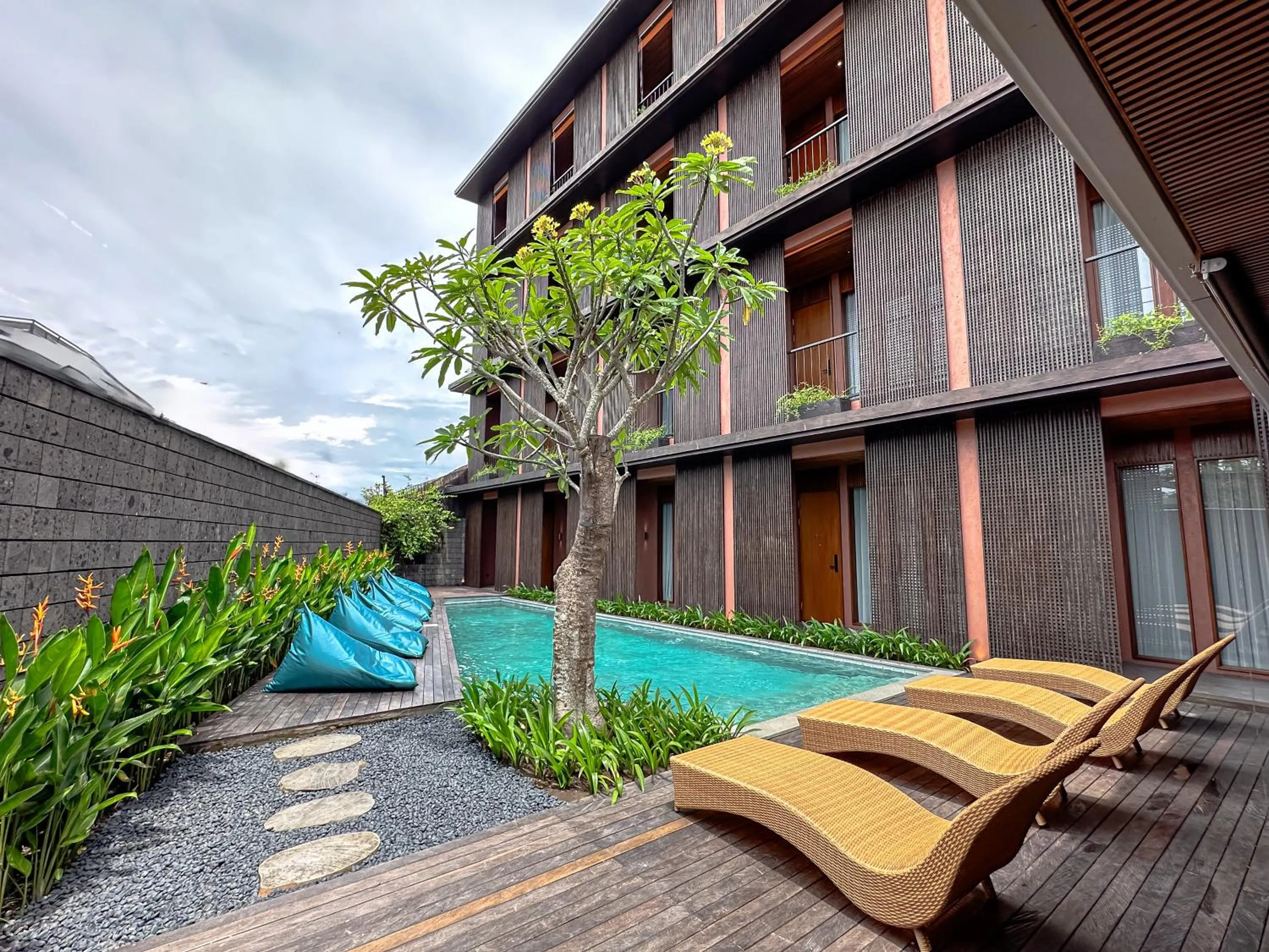 Swimming pool in Balvanta Coliving