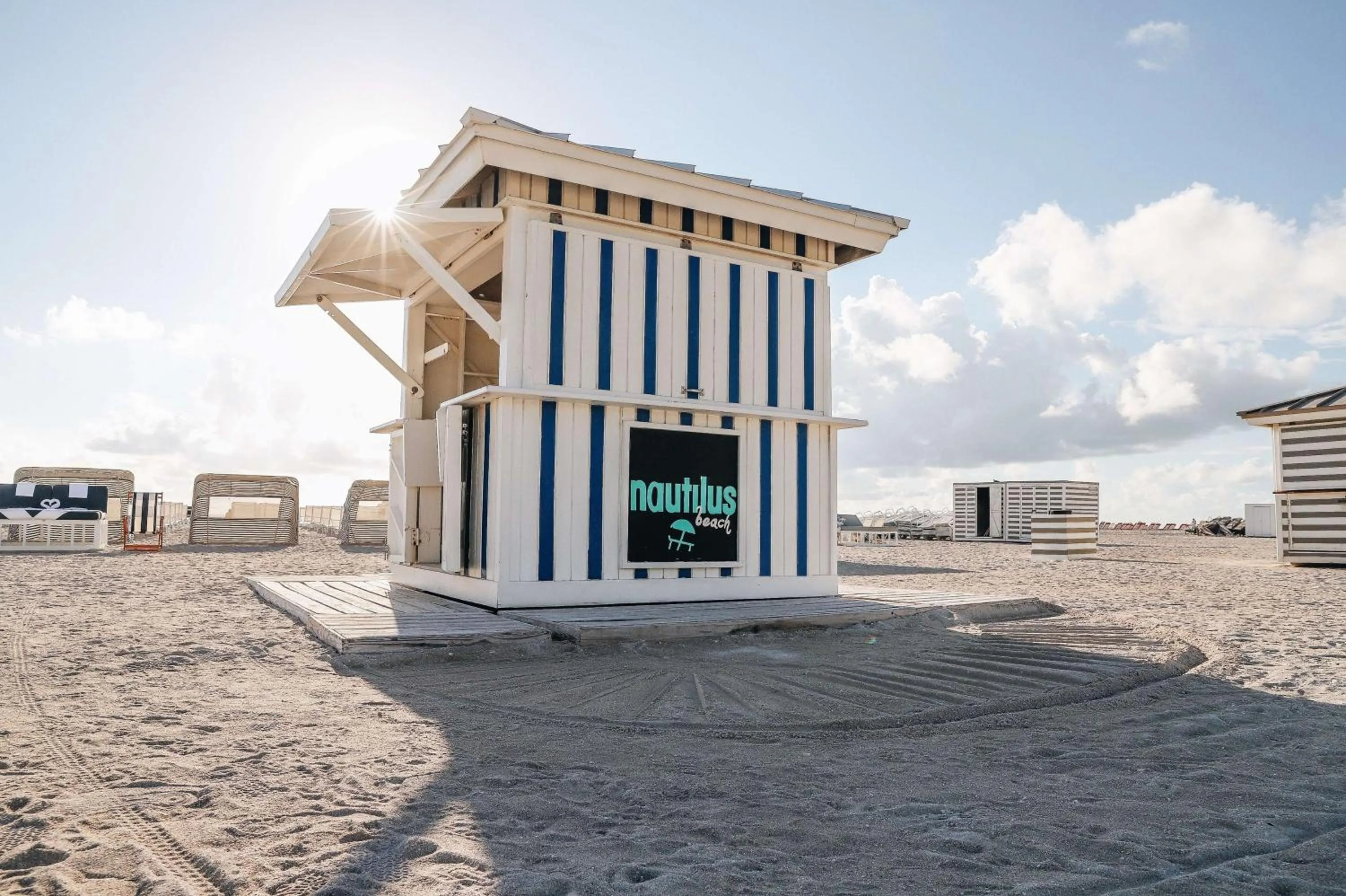 Beach in Nautilus Sonesta Miami Beach