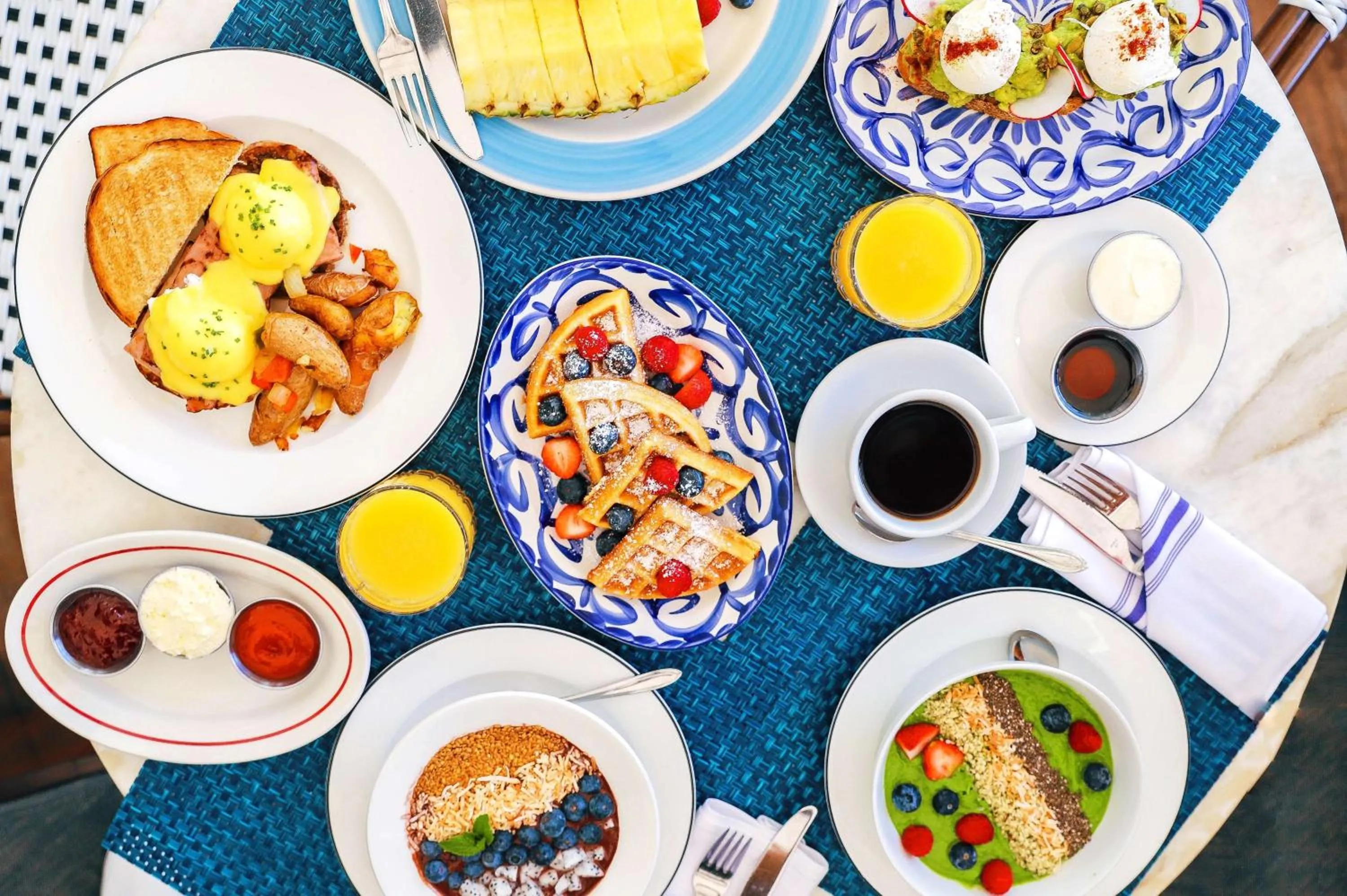 Restaurant/places to eat in Nautilus Sonesta Miami Beach