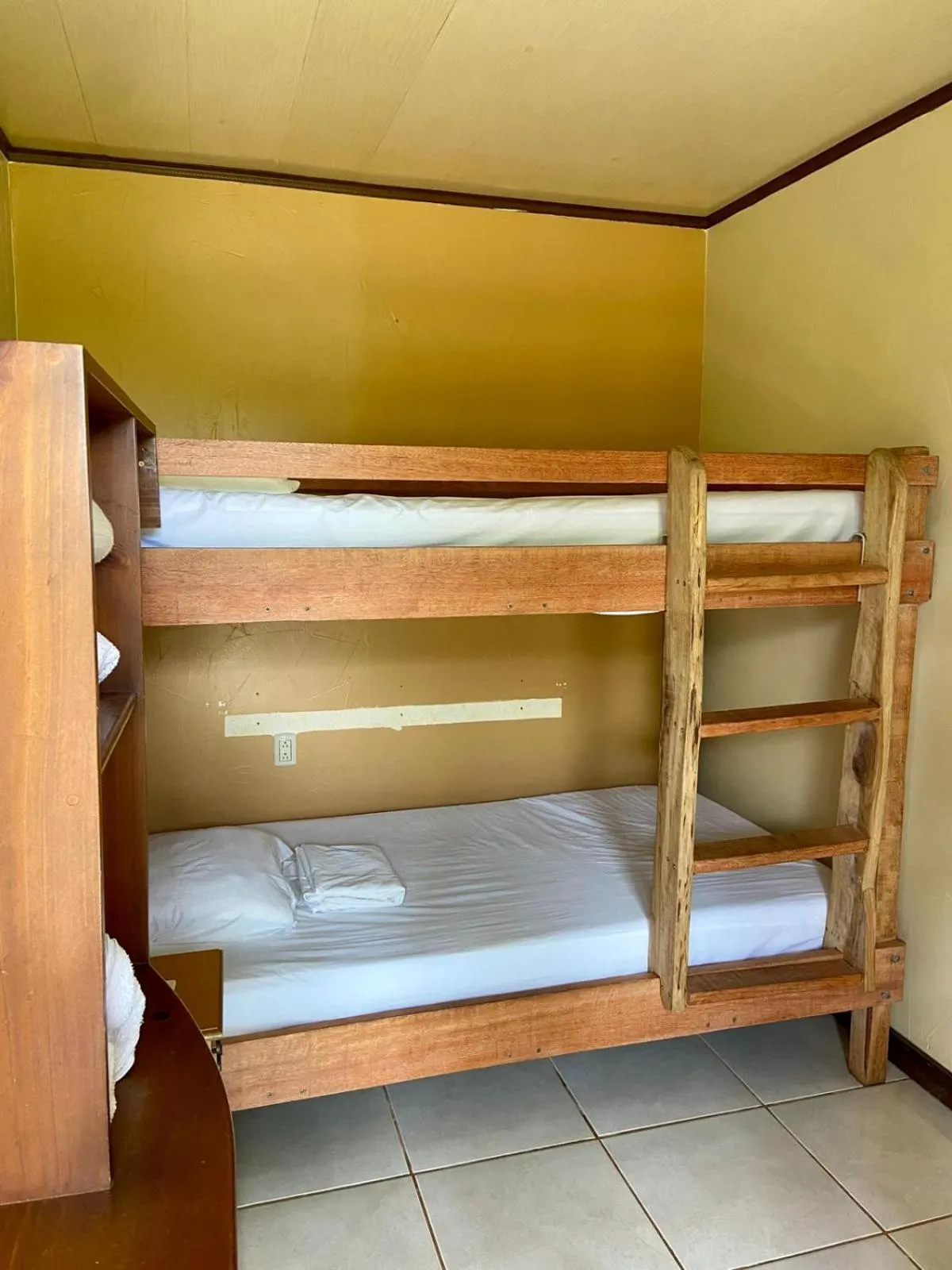 bunk bed, Bed in Hotel del Bosque