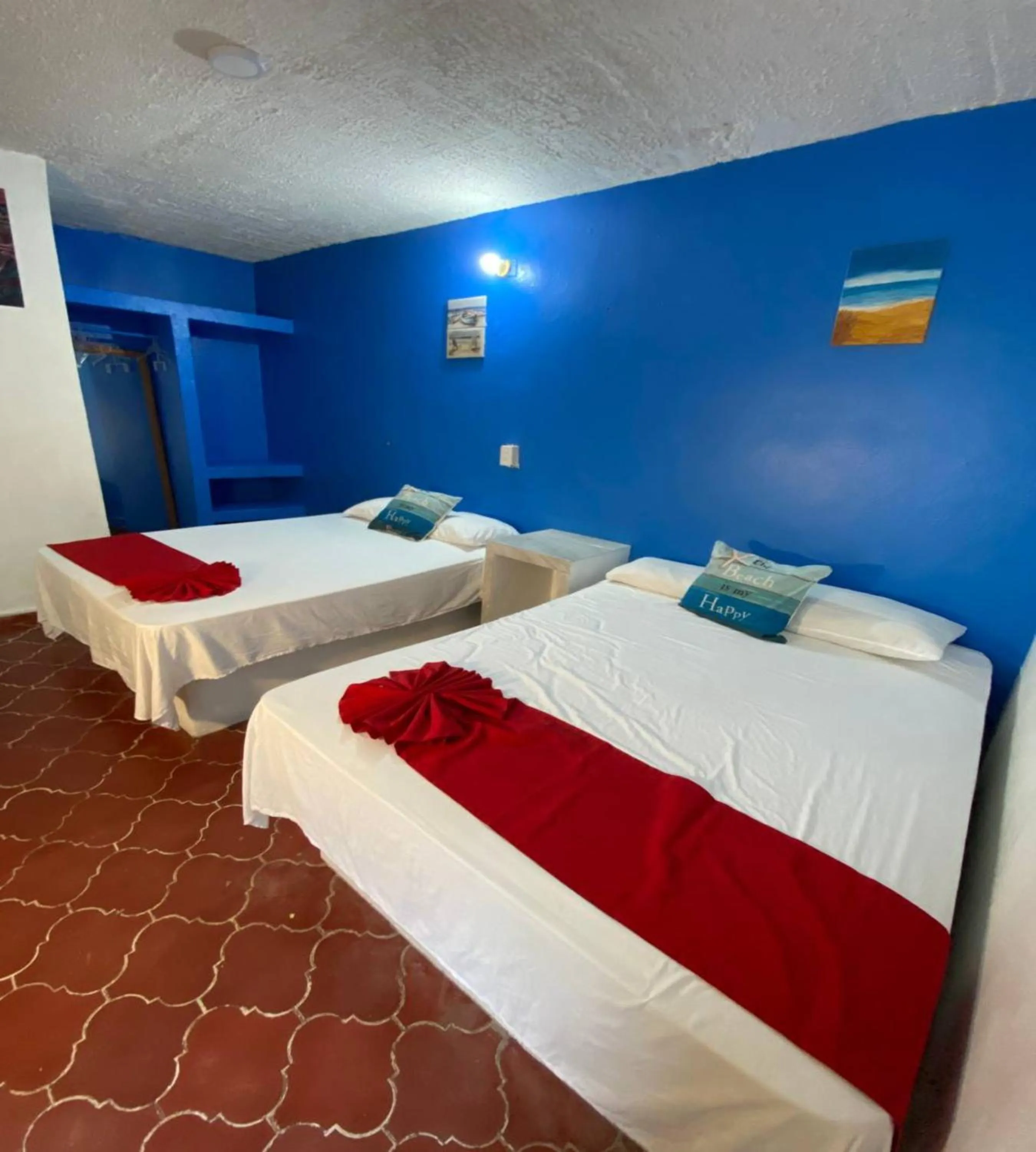 Bedroom, Bed in OYO Hotel Zihuatanejo Malibu